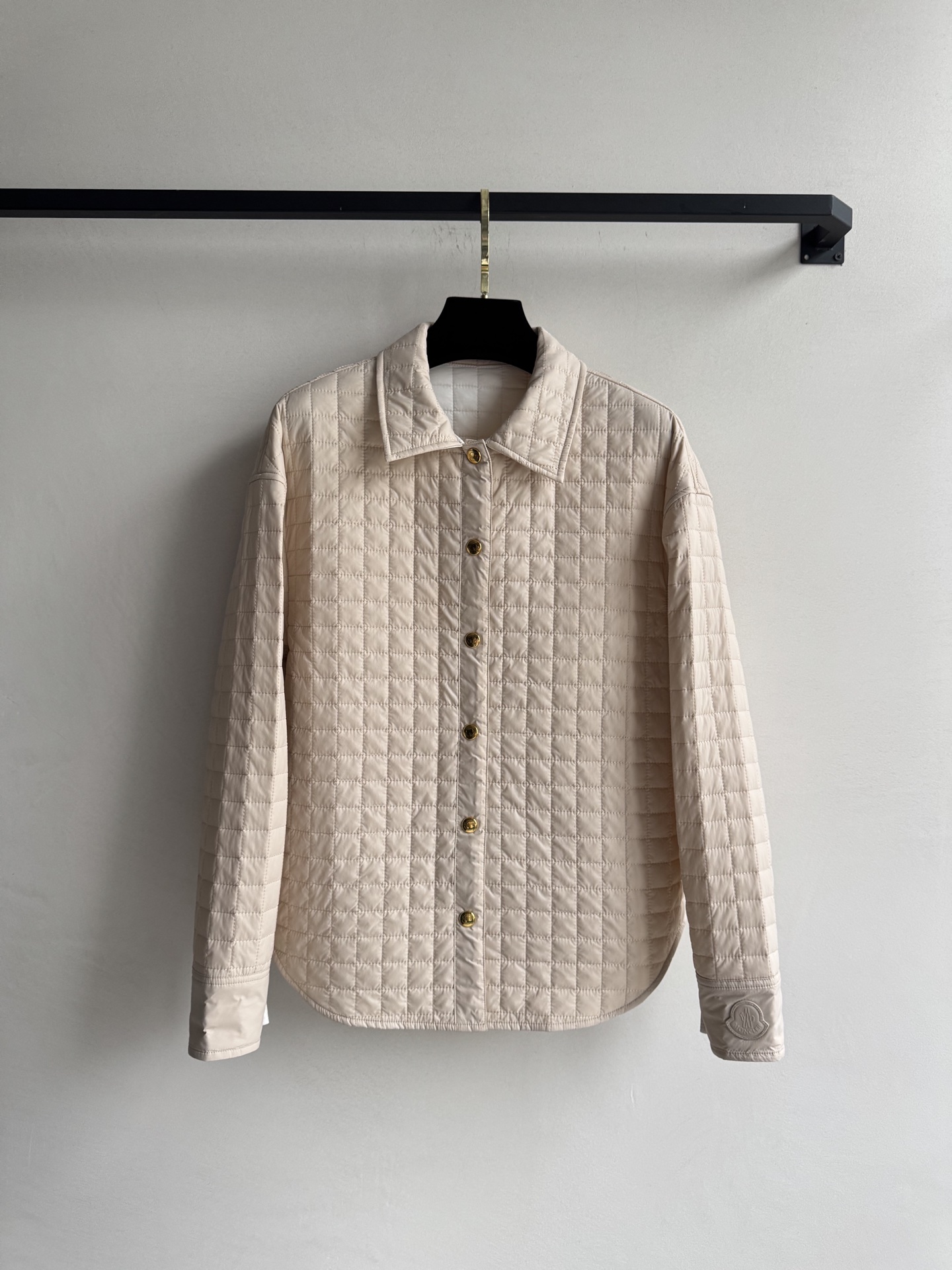 Moncle*🆕25早秋新品，女士方形绗缝加衬衬衫老钱风格优雅不失格调复古又时尚ＳＭＬ.