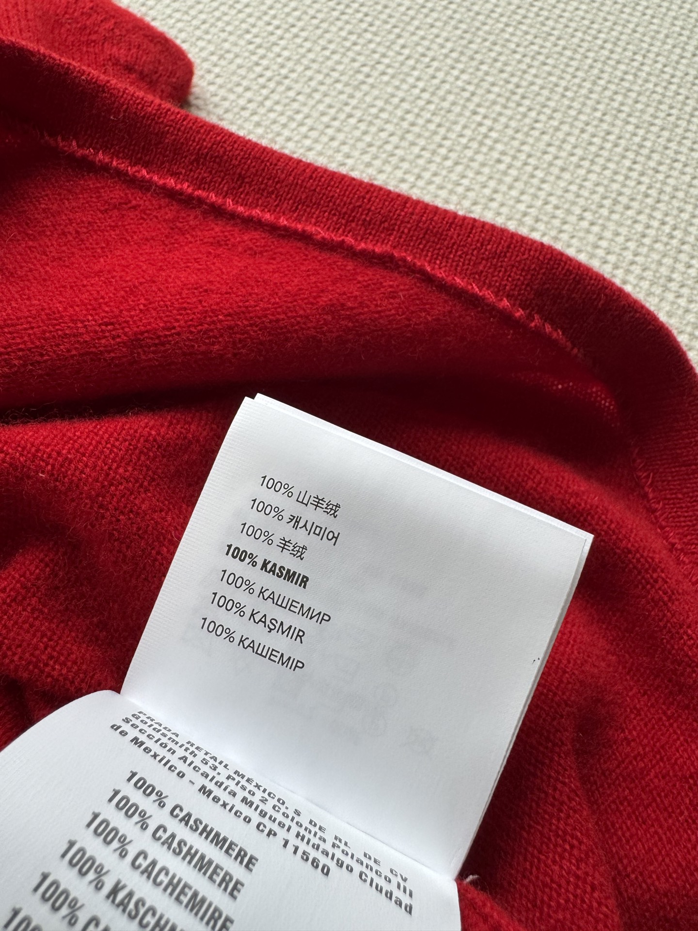 Miumi*🆕25Fw早秋新款 时髦尖子生减龄针织织polo背心。原版开发！高版出品！超级叠搭神器！不规