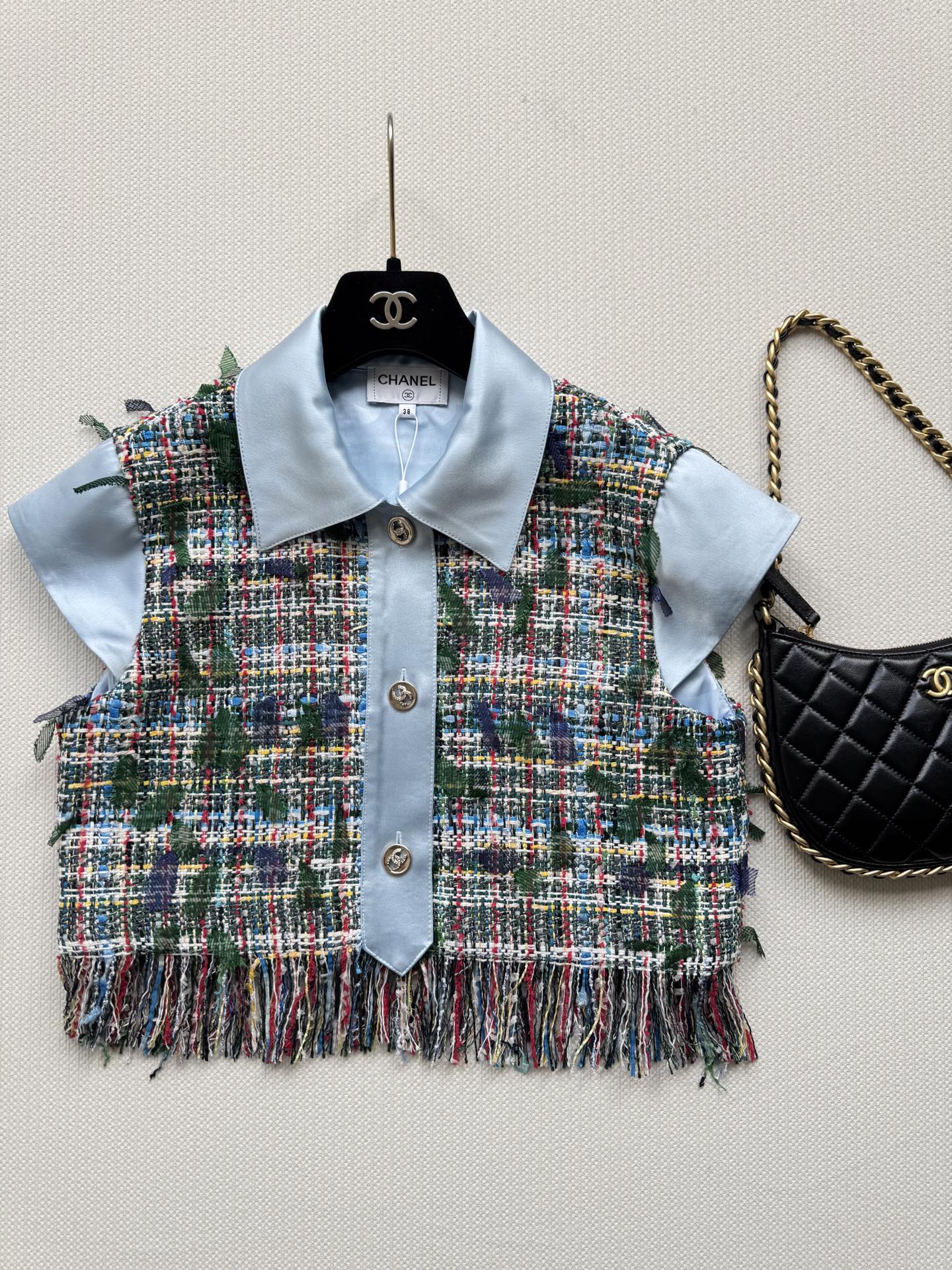 Chanel Color Block Tweed Sleeveless Top Blue Trim Women's Size 36-40 4 i1755753879785 2525 0 2