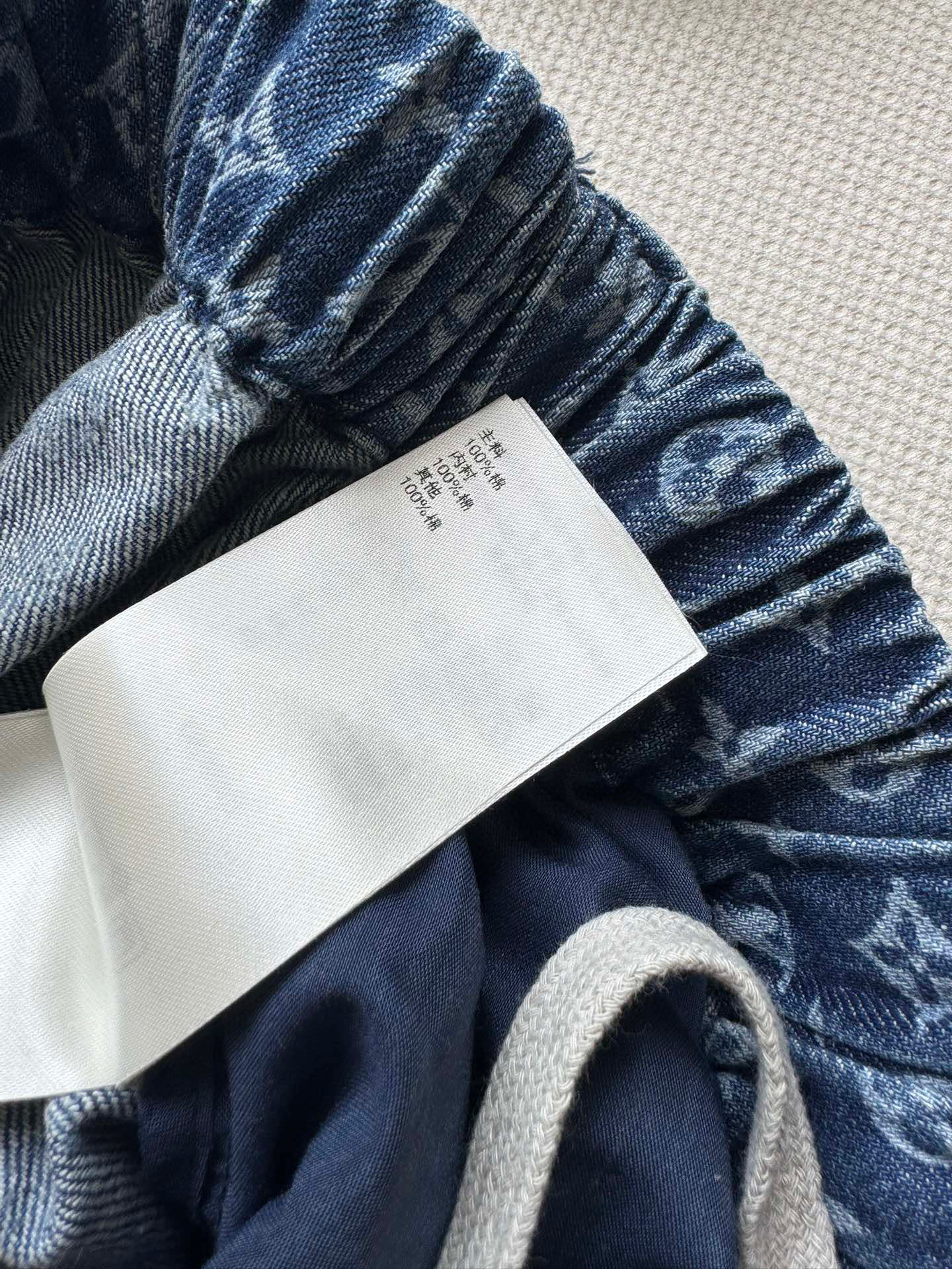 LouisVuitto*🆕25FW新款抽绳牛仔长裤👖，整体满logo提花工艺奢华高级💯松紧腰设计 包容度