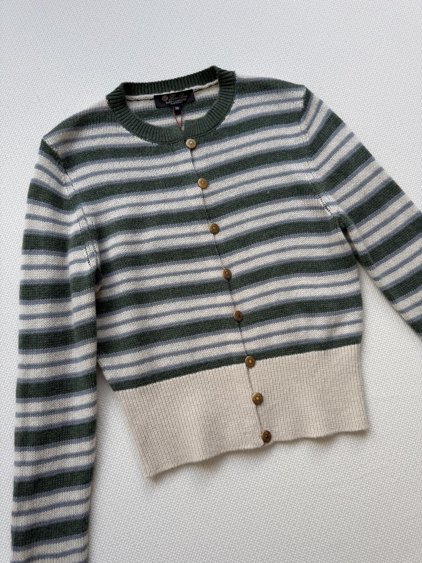 LoroPian*🆕25早秋新款高级配色条纹针织套头衫 温柔极致优雅的调调，简约风气质迷人。定制羊毛羊绒