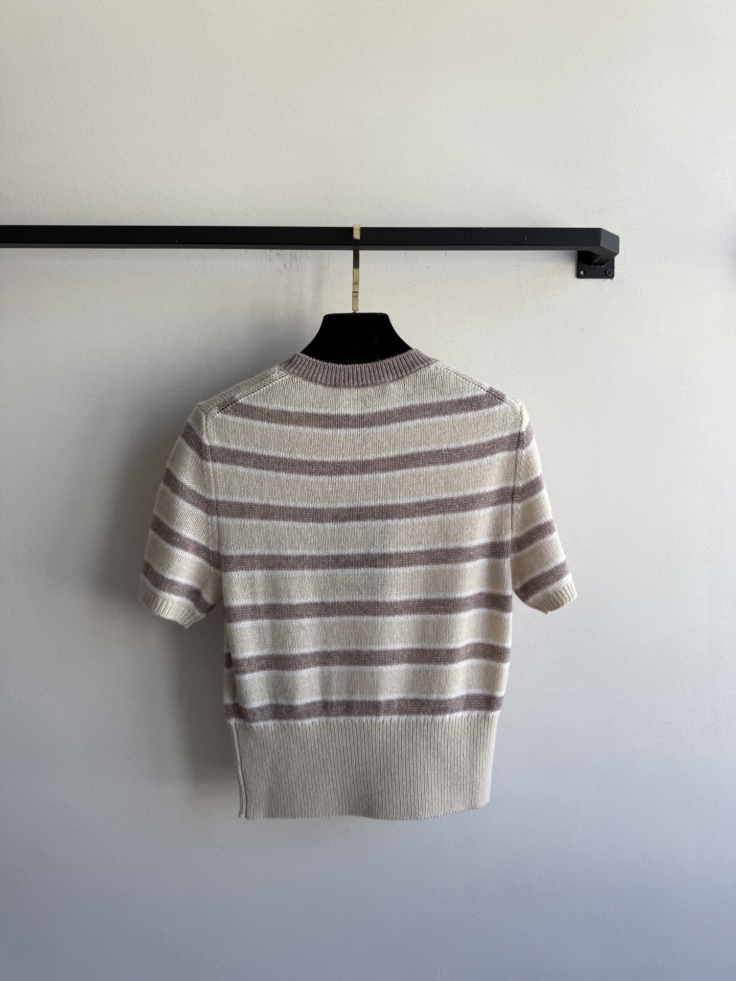 LoroPian*🆕25早秋新款高级配色条纹针织套头衫 温柔极致优雅的调调，简约风气质迷人。定制羊毛羊绒