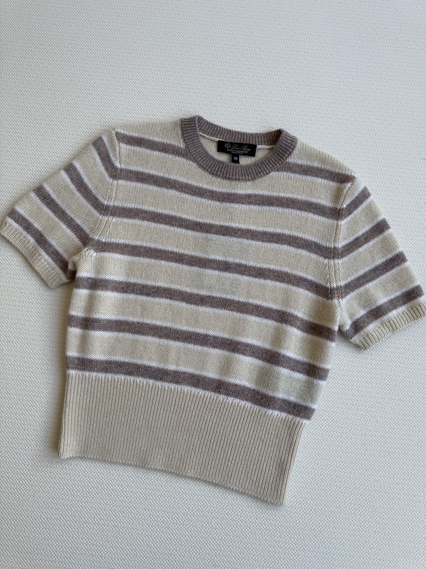 LoroPian*🆕25早秋新款高级配色条纹针织套头衫 温柔极致优雅的调调，简约风气质迷人。定制羊毛羊绒