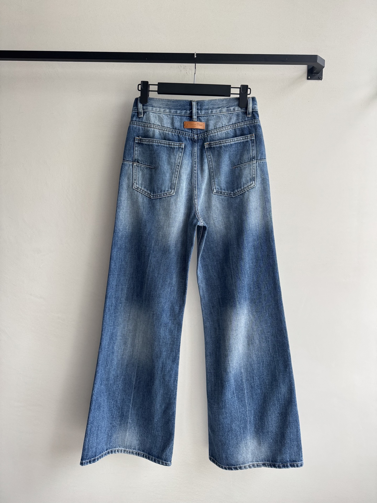 Dio*🆕25FW新款牛仔喇叭裤👖进口洗水面料 立体有型 版型好穿好搭显瘦 简约时尚不挑人 上身修饰腿型