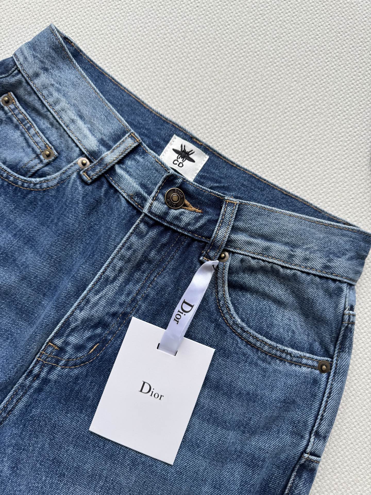 Dio*🆕25FW新款牛仔直筒裤👖进口洗水面料 立体有型 版型好穿好搭显瘦 简约时尚不挑人 上身修饰腿型