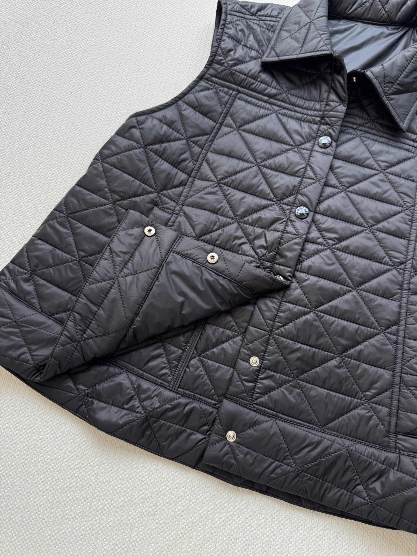 Moncle*🆕2025新品A摆藤格纹棉服马甲 定制YB防风防水尼龙材质 羽绒棉填充内里 整件轻型保暖 