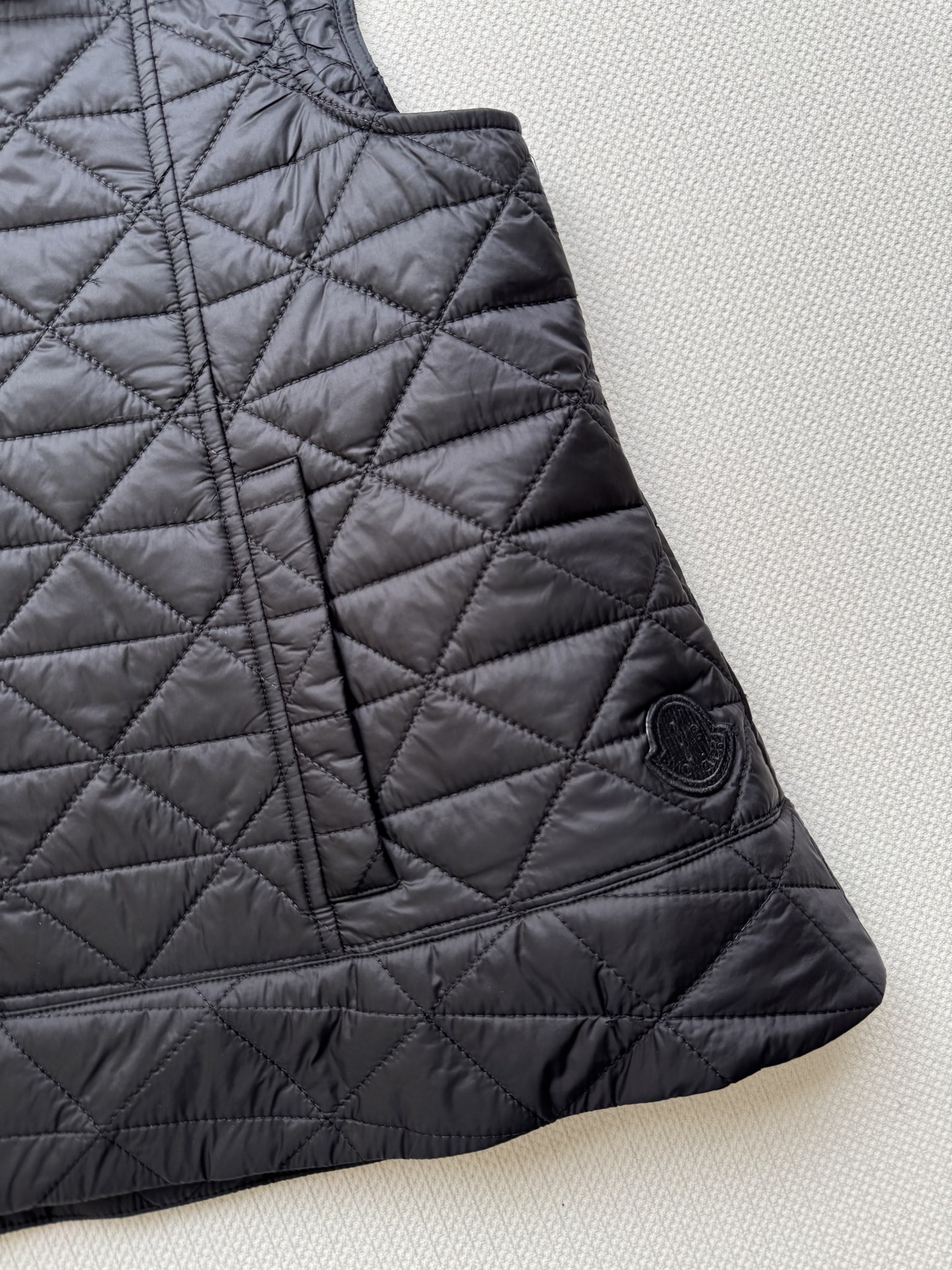 Moncle*🆕2025新品A摆藤格纹棉服马甲 定制YB防风防水尼龙材质 羽绒棉填充内里 整件轻型保暖 