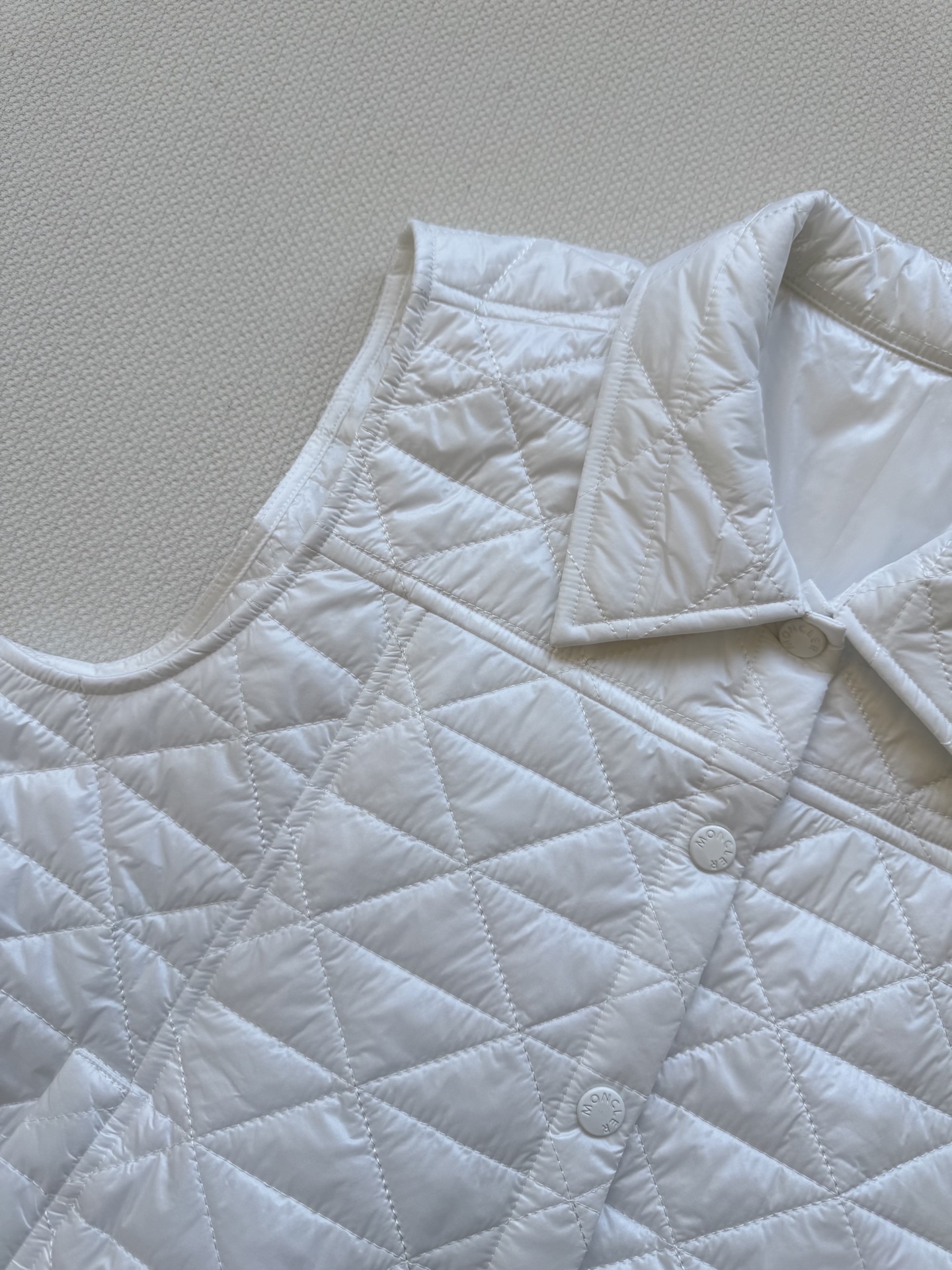 Moncle*🆕2025新品A摆藤格纹棉服马甲 定制YB防风防水尼龙材质 羽绒棉填充内里 整件轻型保暖 