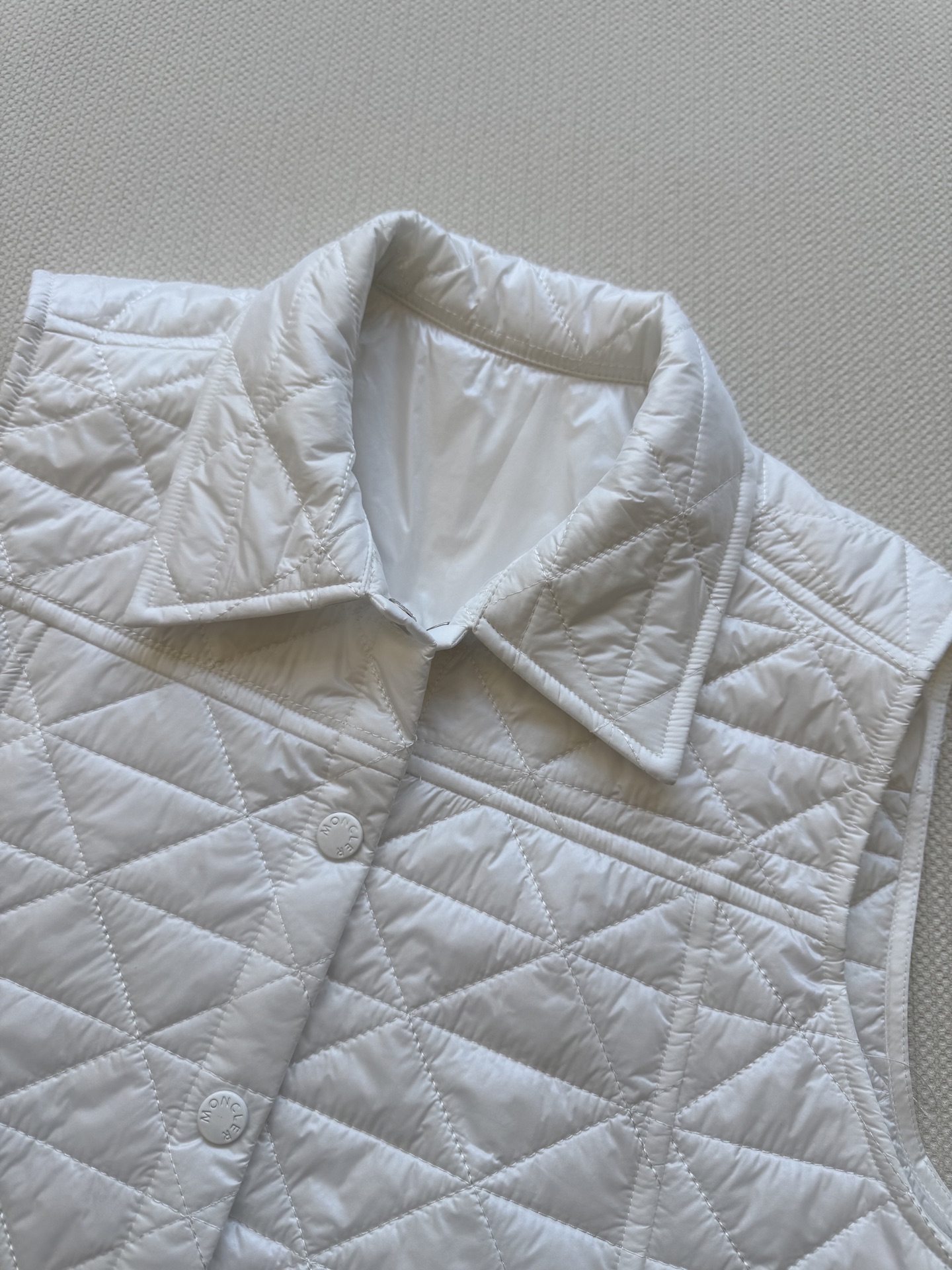 Moncle*🆕2025新品A摆藤格纹棉服马甲 定制YB防风防水尼龙材质 羽绒棉填充内里 整件轻型保暖 