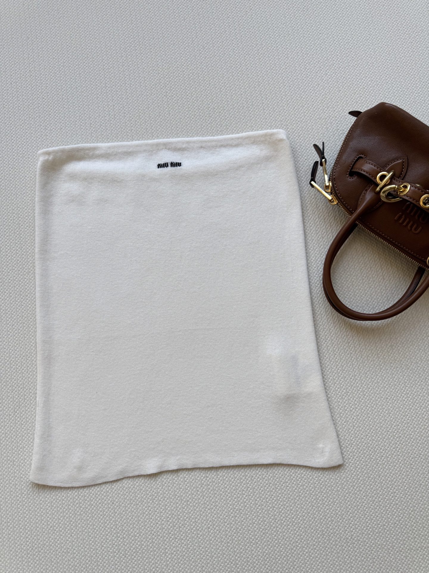 miumi*🆕新款，抹胸针织面料，叠穿解锁新穿搭😍ＳＭＬ.