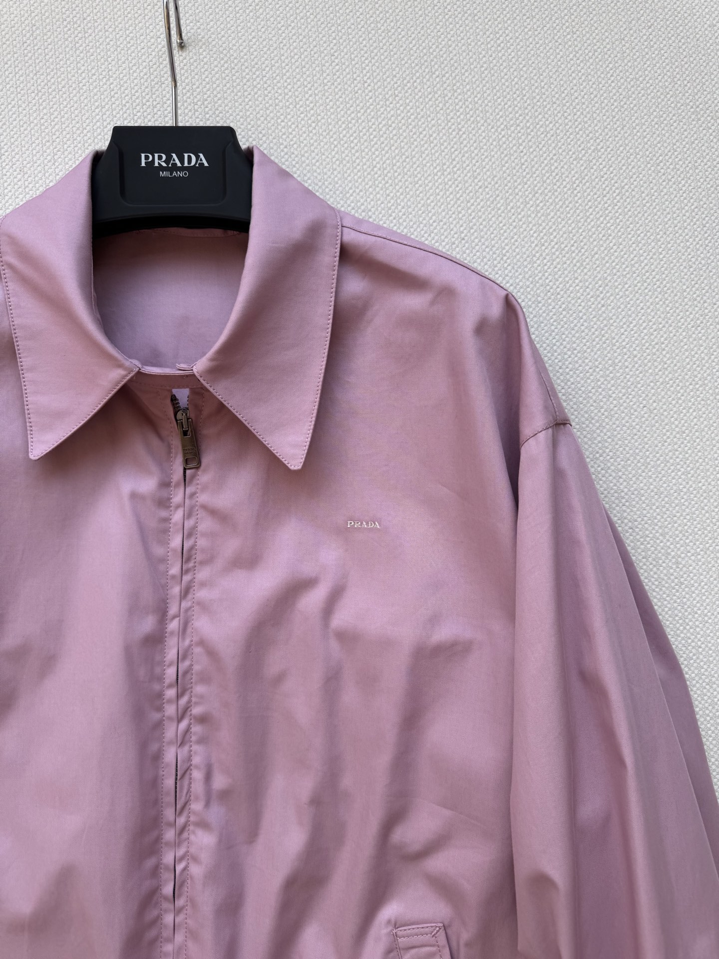 Ptad*🆕25SS早秋新款 老干部夹克棉外套✨经典翻领造型长袖休闲夹克，整体简洁更能突出定染颜色亮眼，