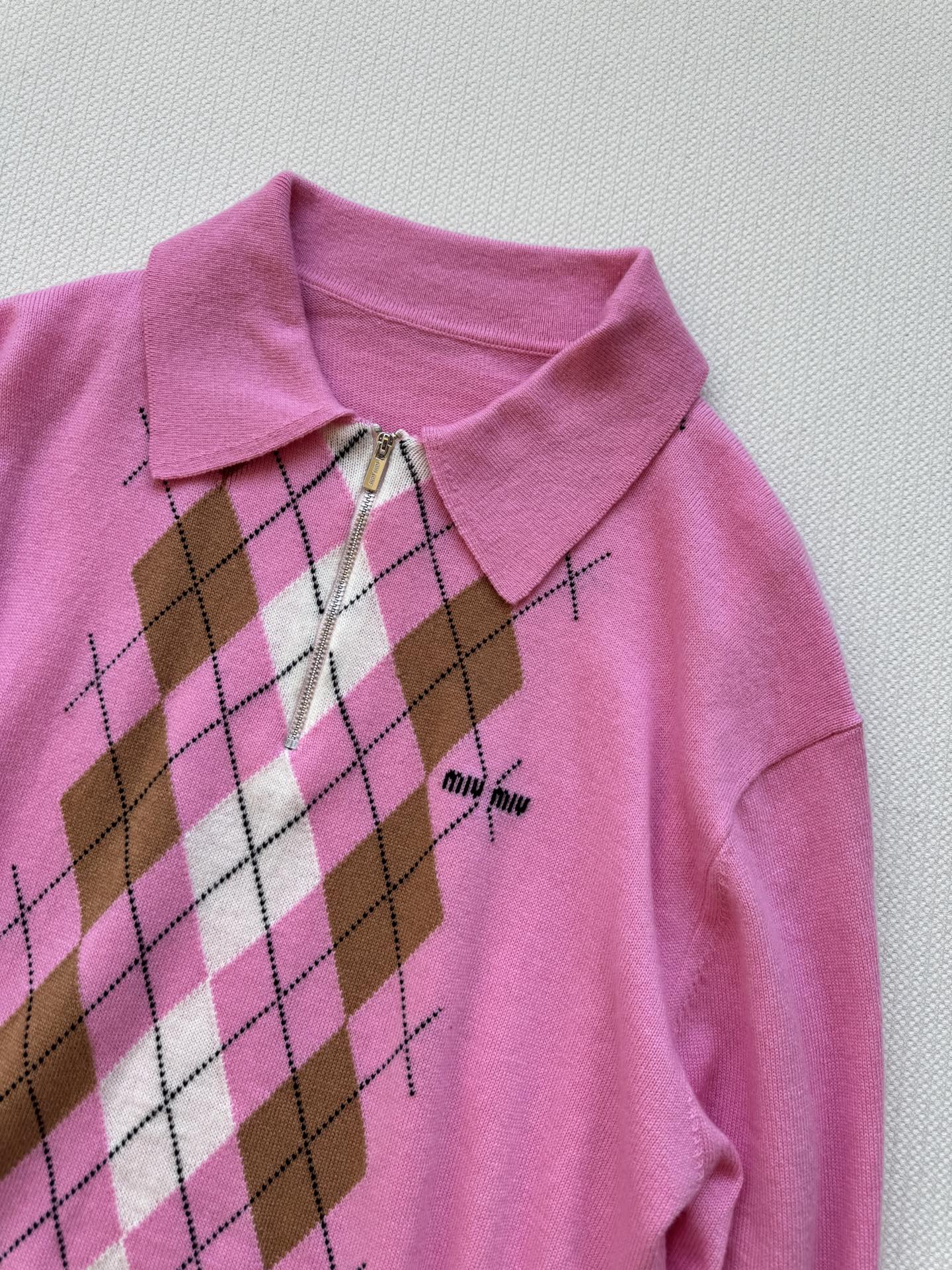 miumi*🆕新款，减龄学院风格羊绒毛衣，粉色超显嫩的😘ＳＭＬ.