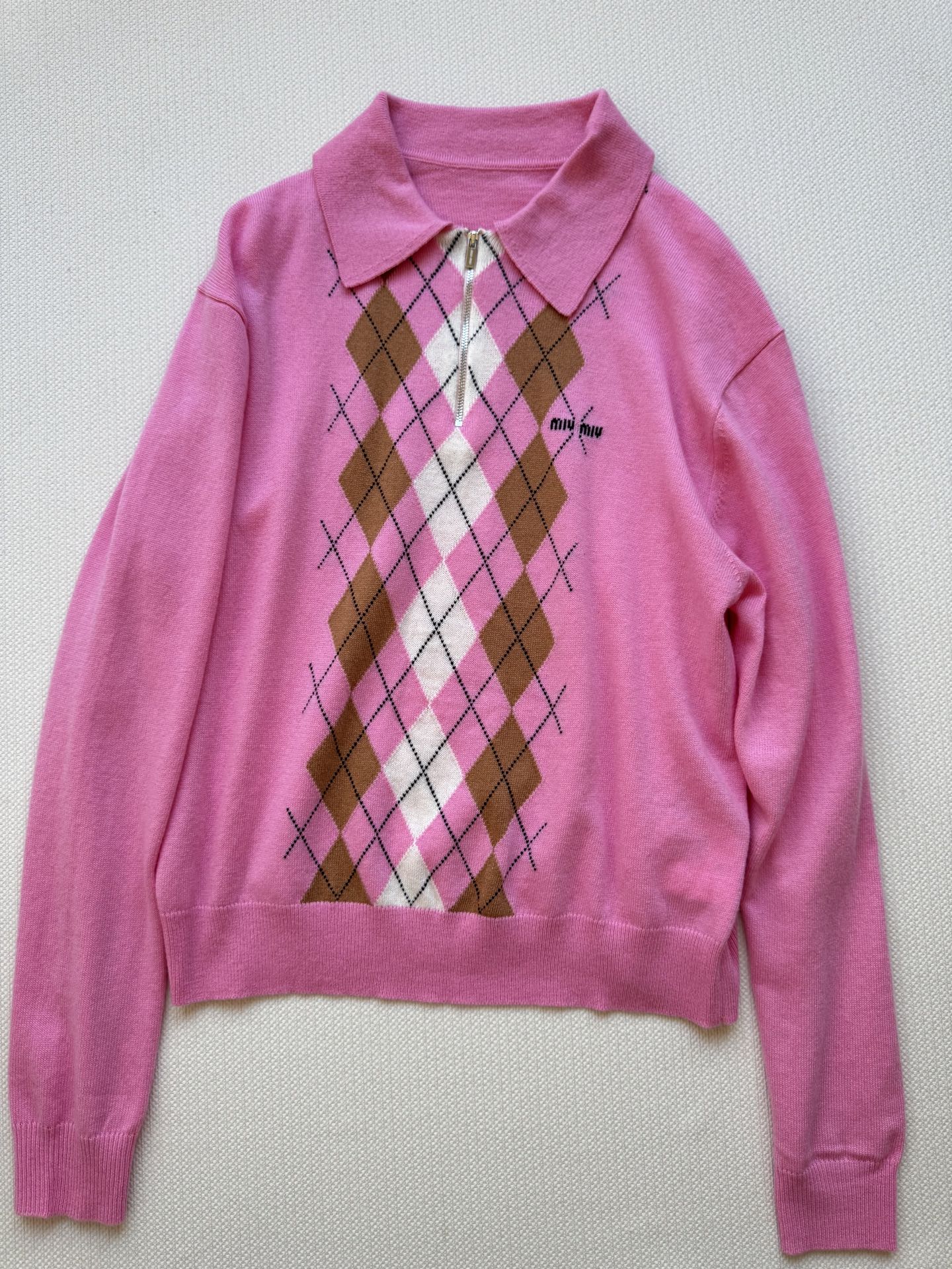 miumi*🆕新款，减龄学院风格羊绒毛衣，粉色超显嫩的😘ＳＭＬ.