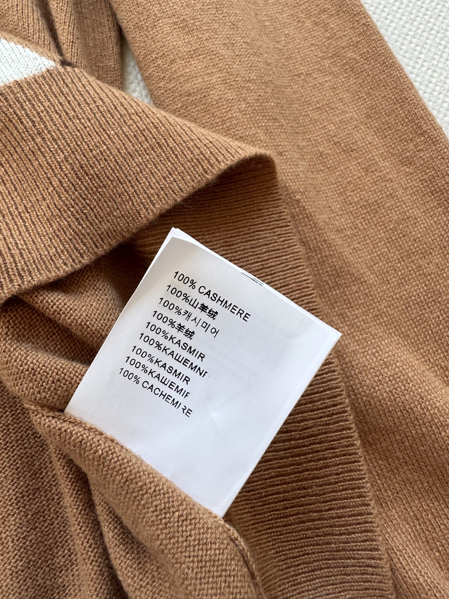 miumi*🆕新款，减龄学院风格羊绒毛衣，超显嫩的😘ＳＭＬ.