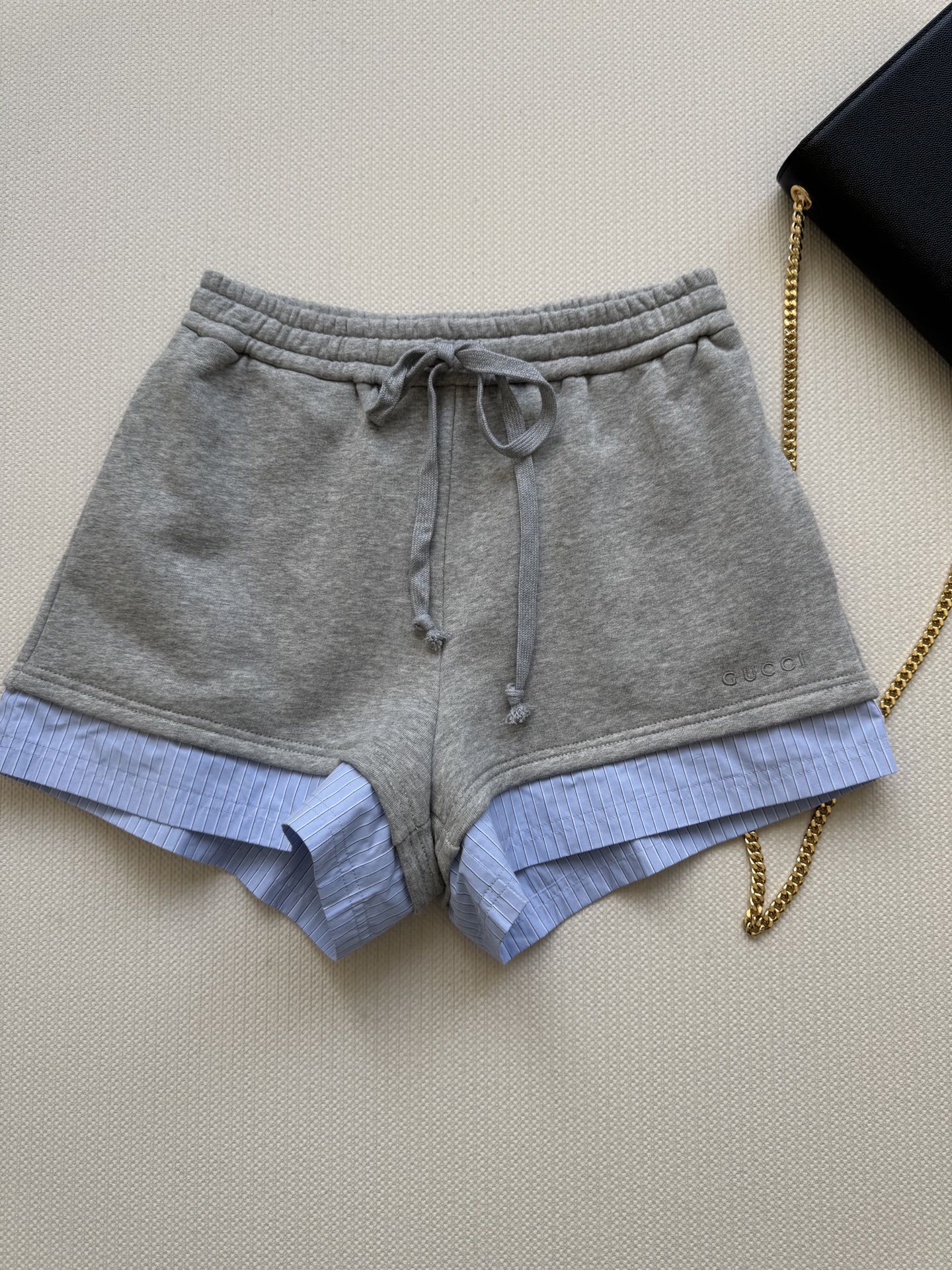 Gucc*🆕新款，卫裤短裤🩳，建议跟卫衣一套搭配更好看哦😘ＳＭＬ.