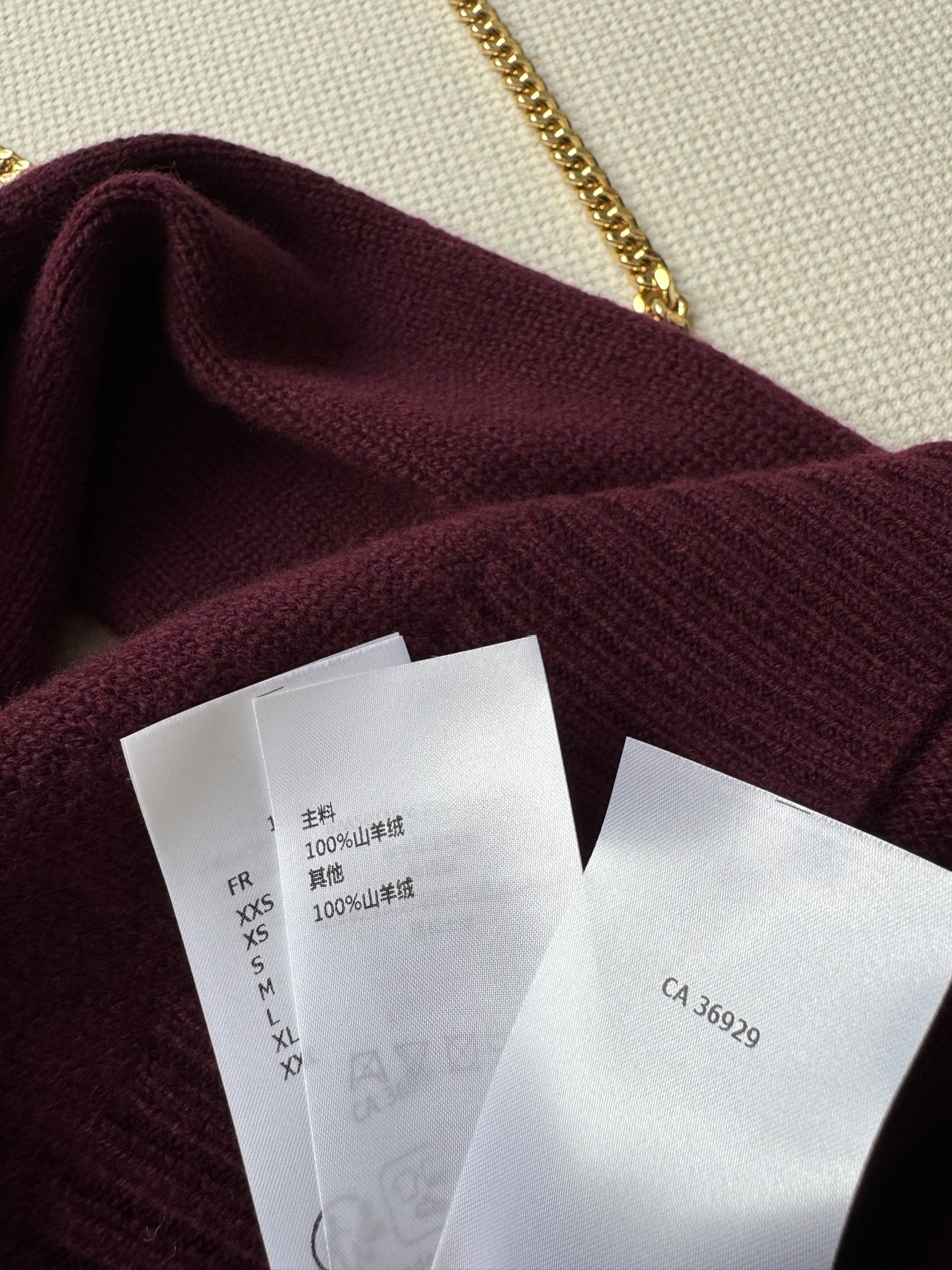 LouisVuitto*🆕新款，毛衣2⃣️色ＳＭＬ.