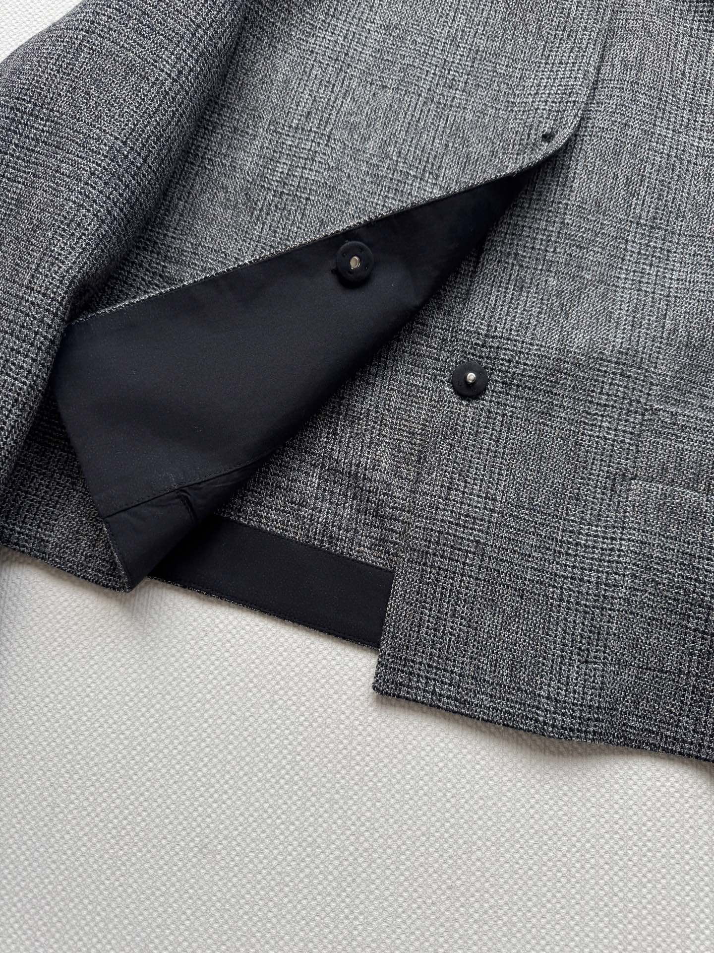 Prad*🆕新款，老钱风西装外套～低调不失个性，羊毛呢细条纹，版型板正显瘦ＳＭＬ.