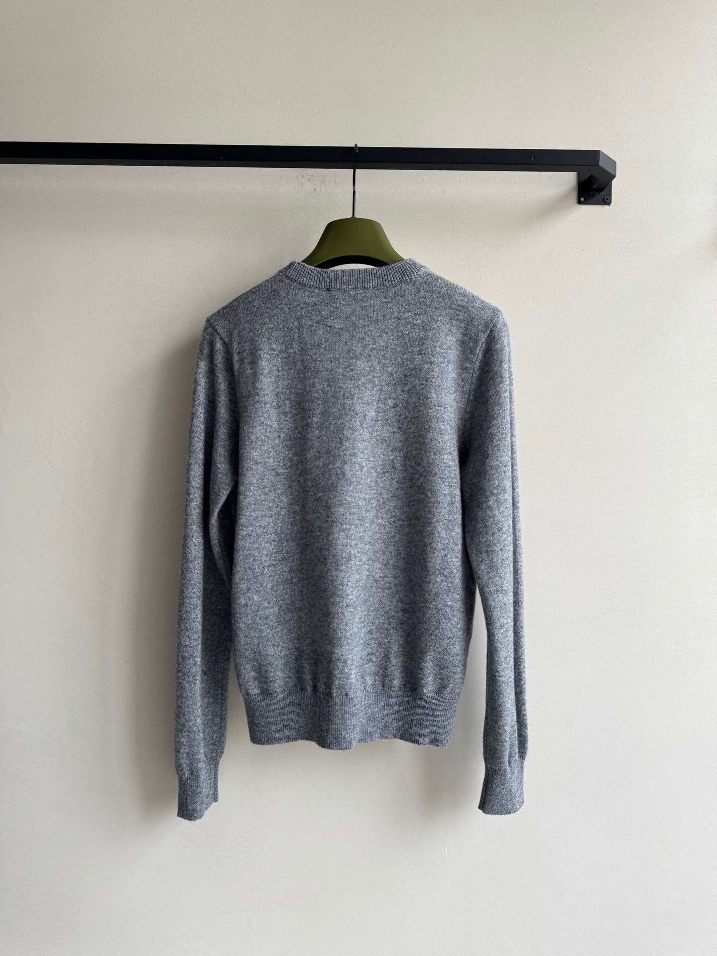 Gucc*🆕新款圆领毛衣，羊毛衫ＳＭＬ.