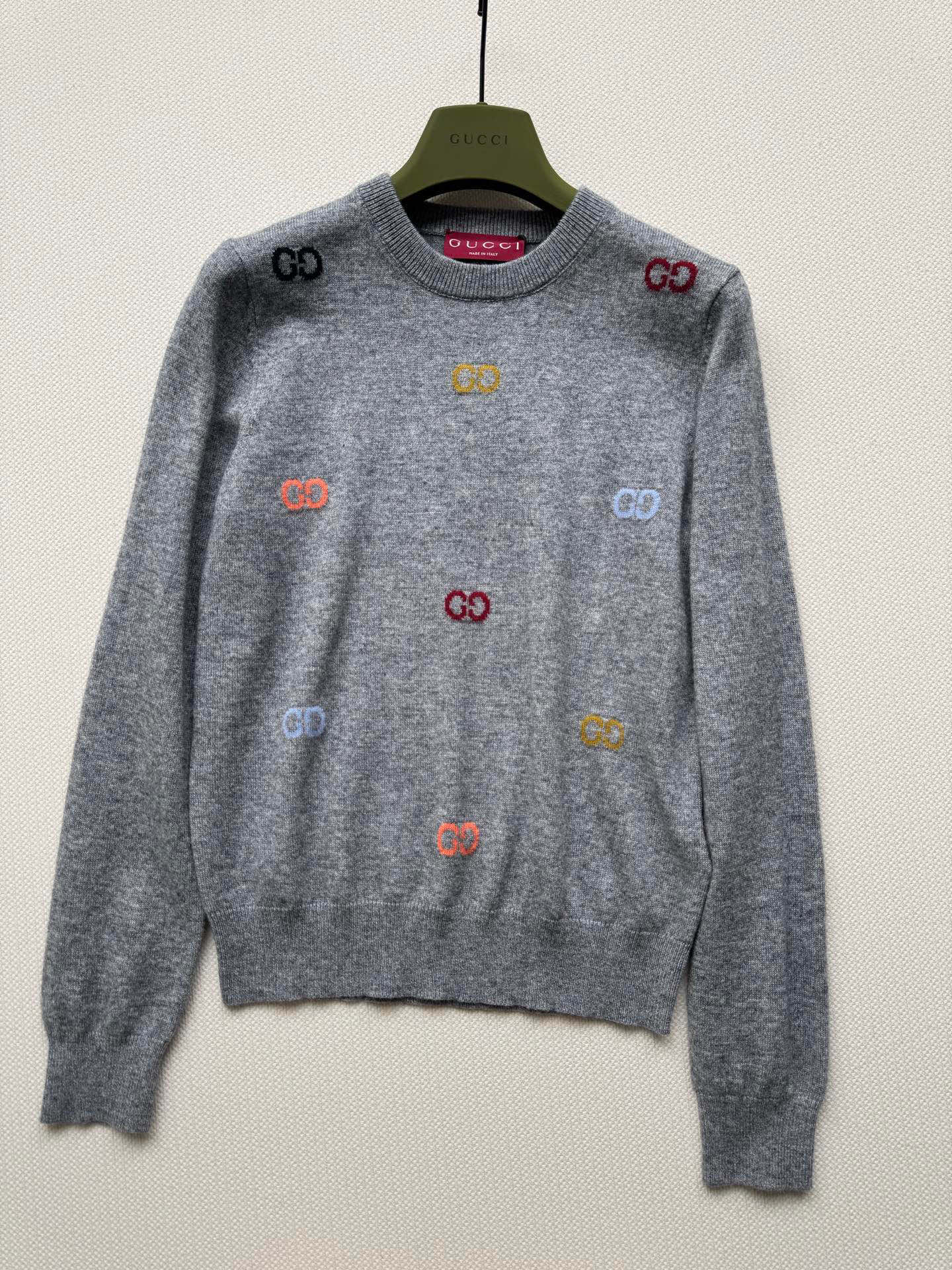 Gucc*🆕新款圆领毛衣，羊毛衫ＳＭＬ.