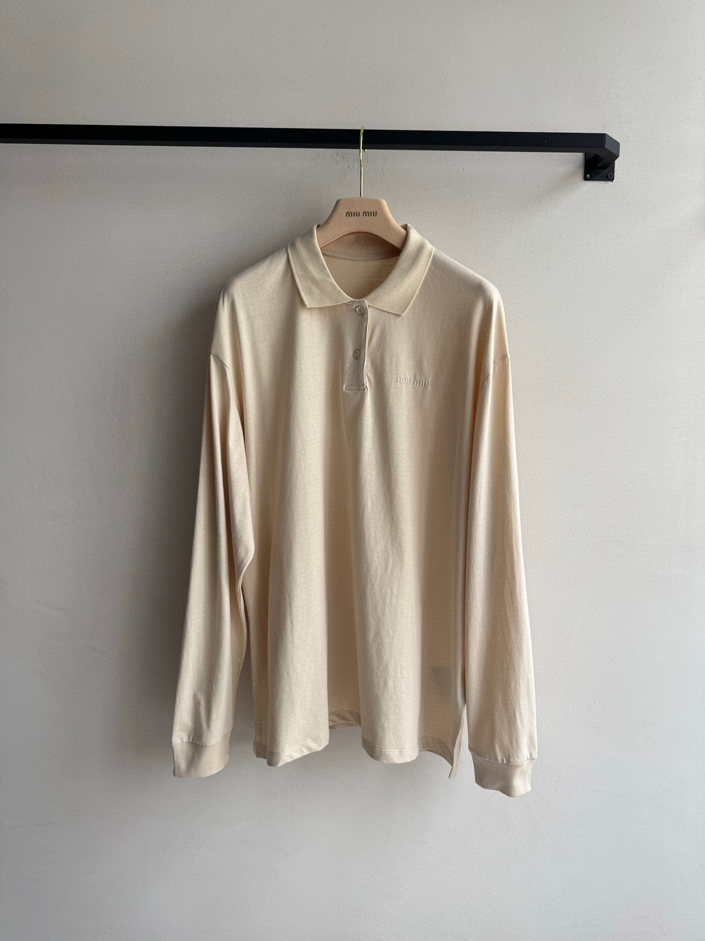 miumi*🆕新款，休闲时尚穿搭，polo衫宽松版型😘ＳＭＬ.