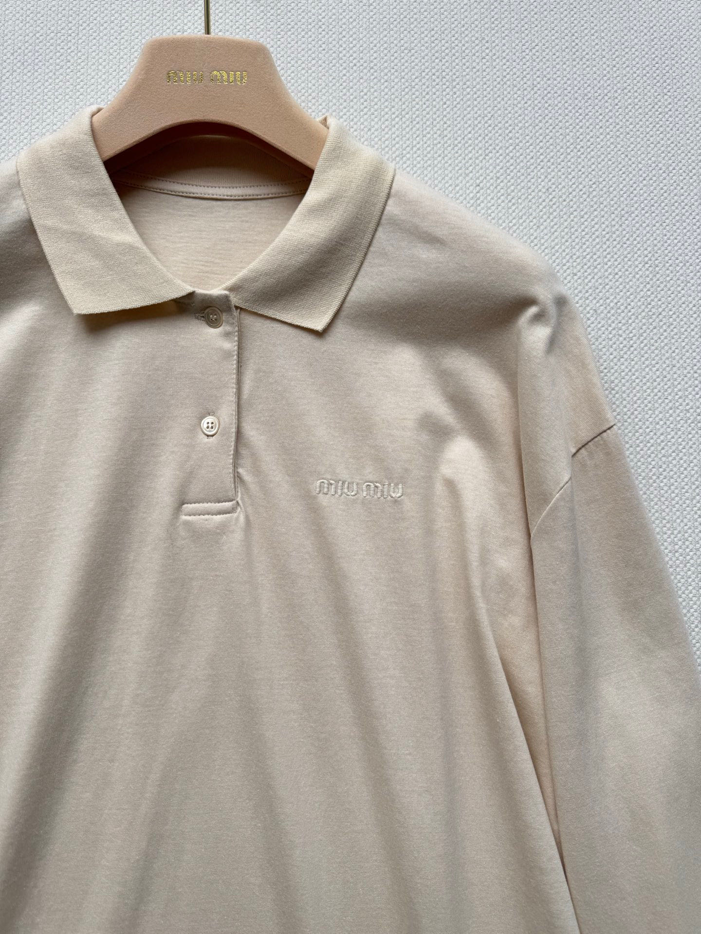 miumi*🆕新款，休闲时尚穿搭，polo衫宽松版型😘ＳＭＬ.