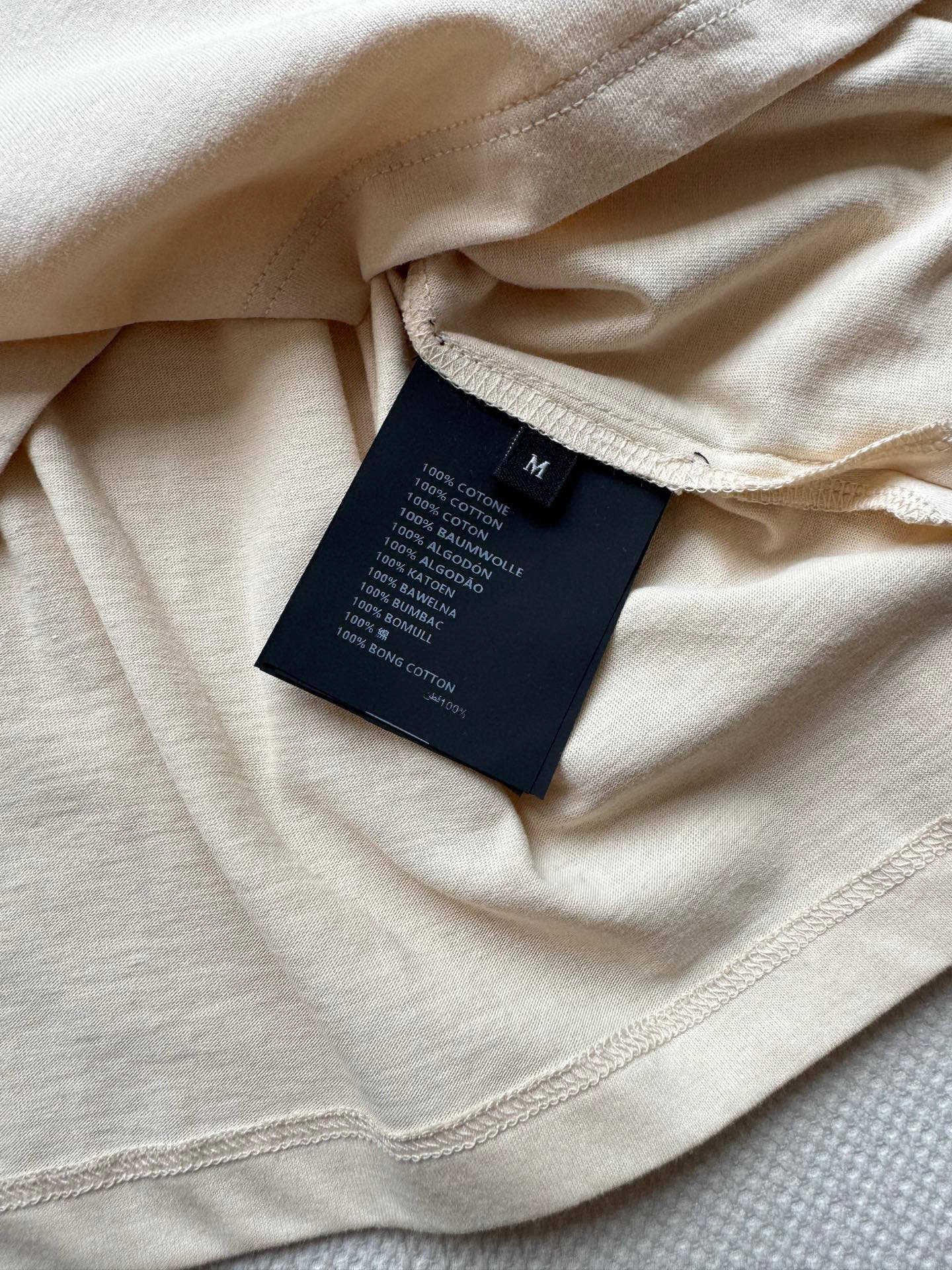 miumi*🆕新款，休闲时尚穿搭，polo衫宽松版型😘ＳＭＬ.