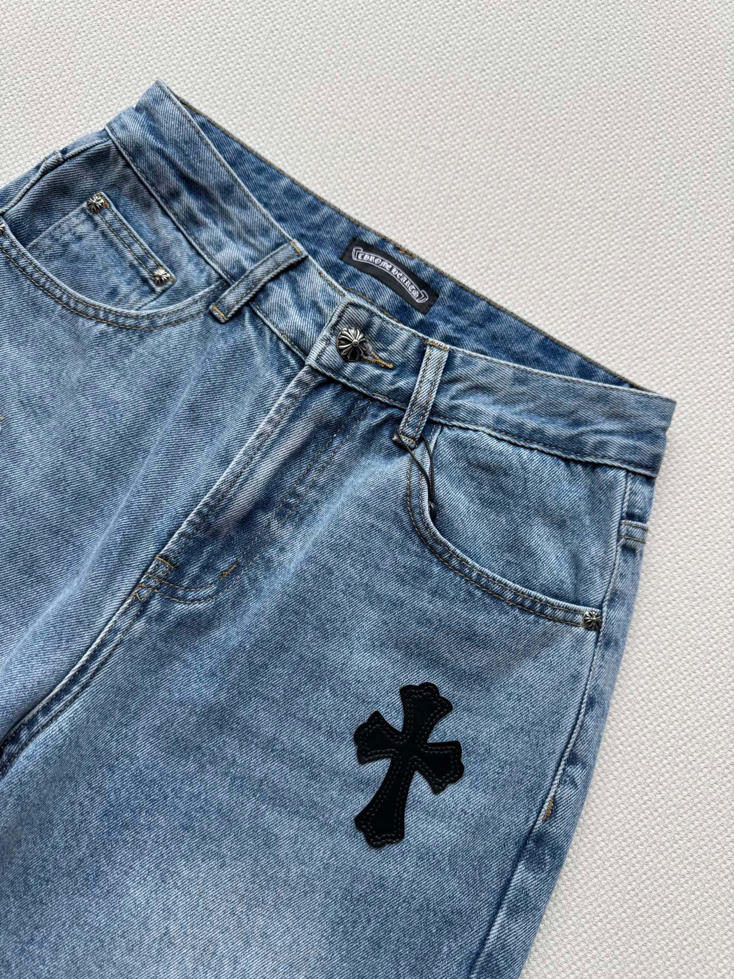 克罗心🆕新款，直筒牛仔裤👖ＳＭＬ.