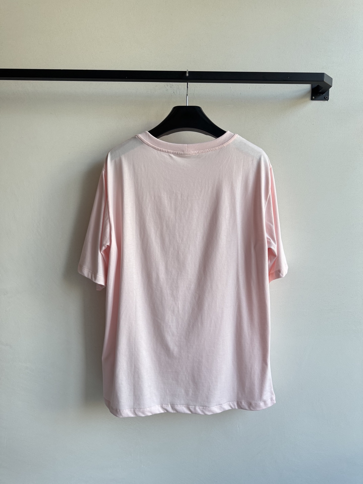 Celin* 25FW秋冬新款 字母印花圆领短袖T恤 原版开发！高版出品！采用高品质棉感面料，亲肤透气且