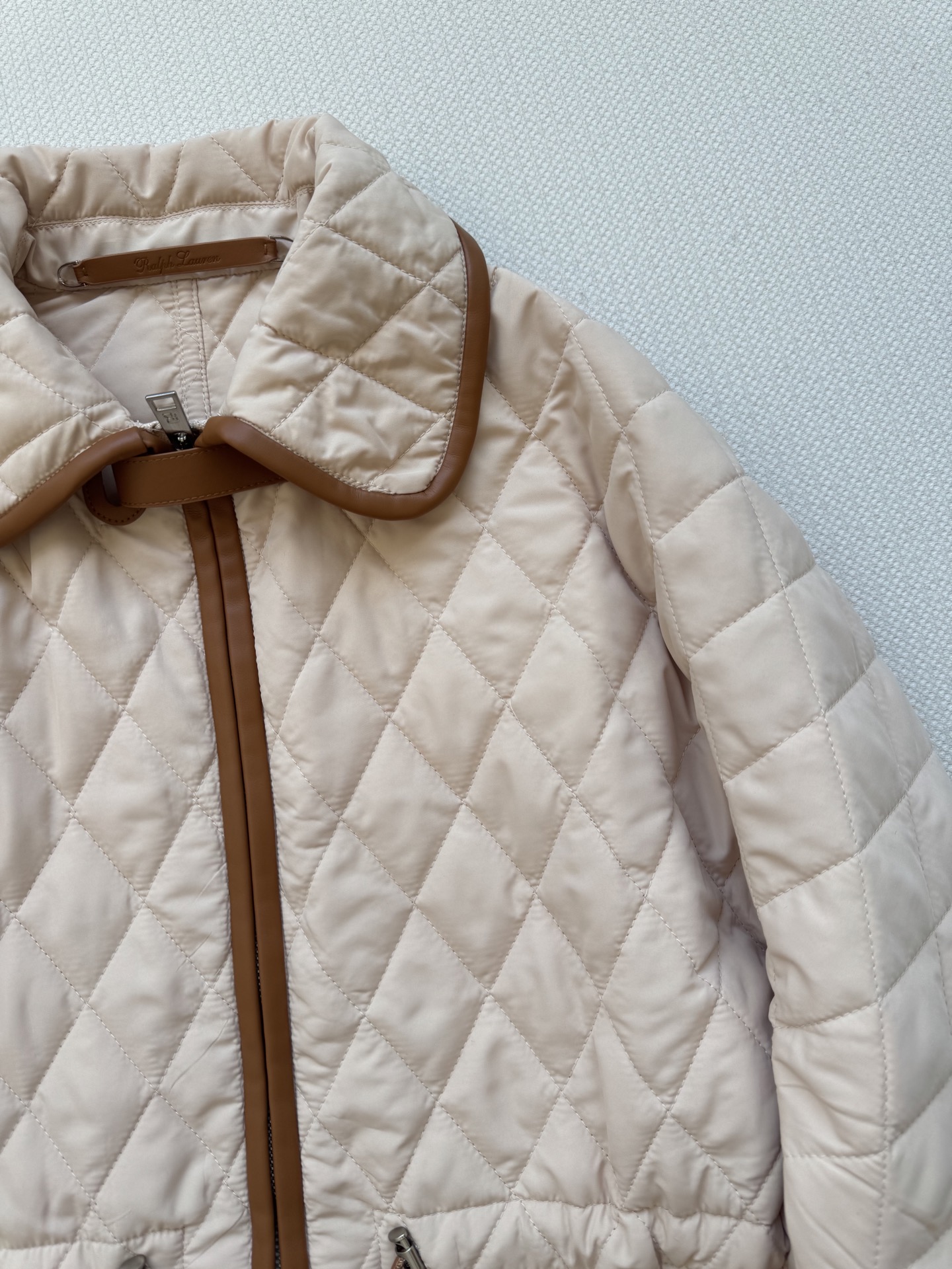 拉夫劳伦🆕新款，这款棉衣太懂秋冬了😘美拉德色系配色🤎收腰设计显瘦，不显臃肿的棉衣～ＳＭＬ.