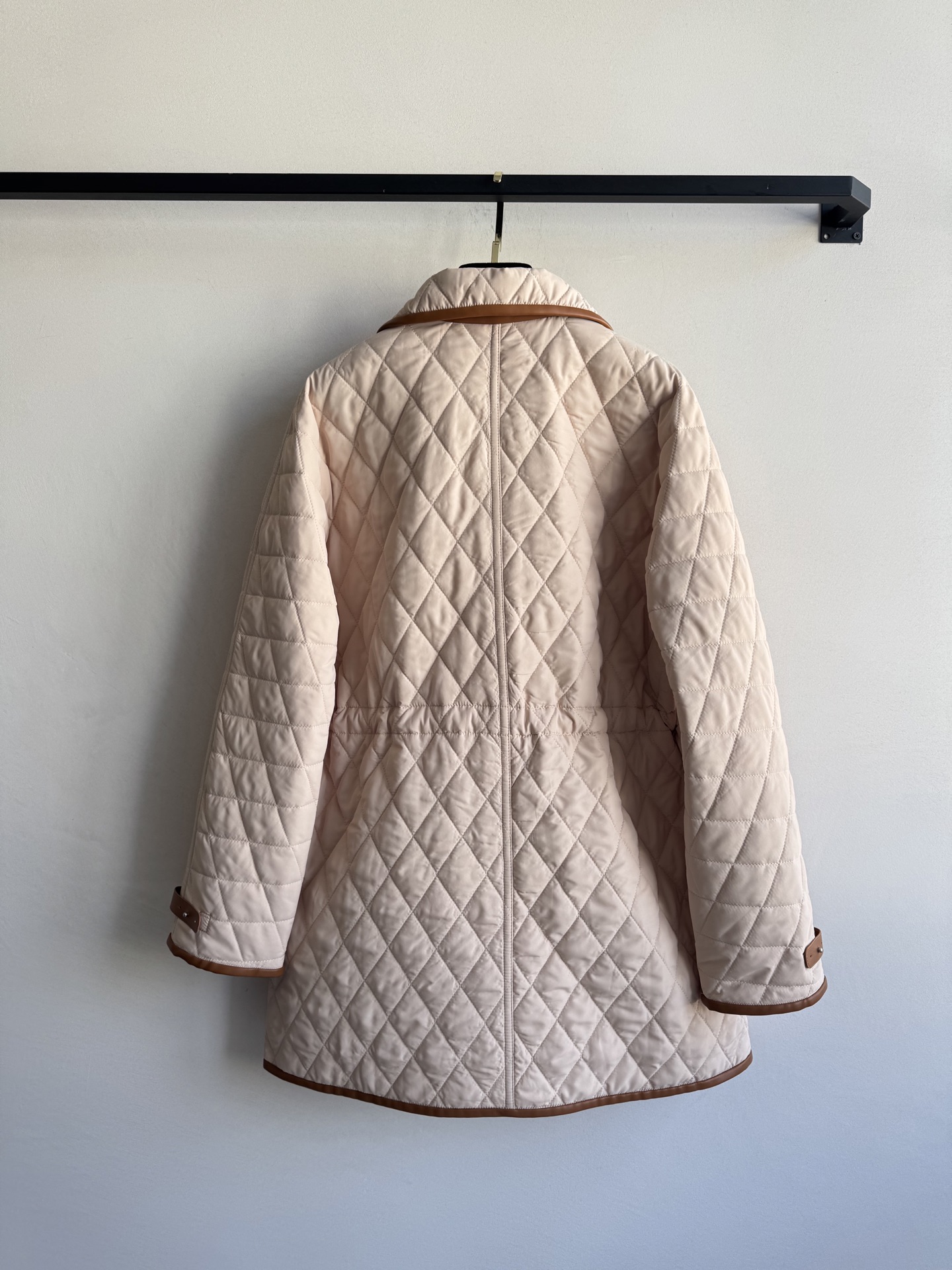 拉夫劳伦🆕新款，这款棉衣太懂秋冬了😘美拉德色系配色🤎收腰设计显瘦，不显臃肿的棉衣～ＳＭＬ.