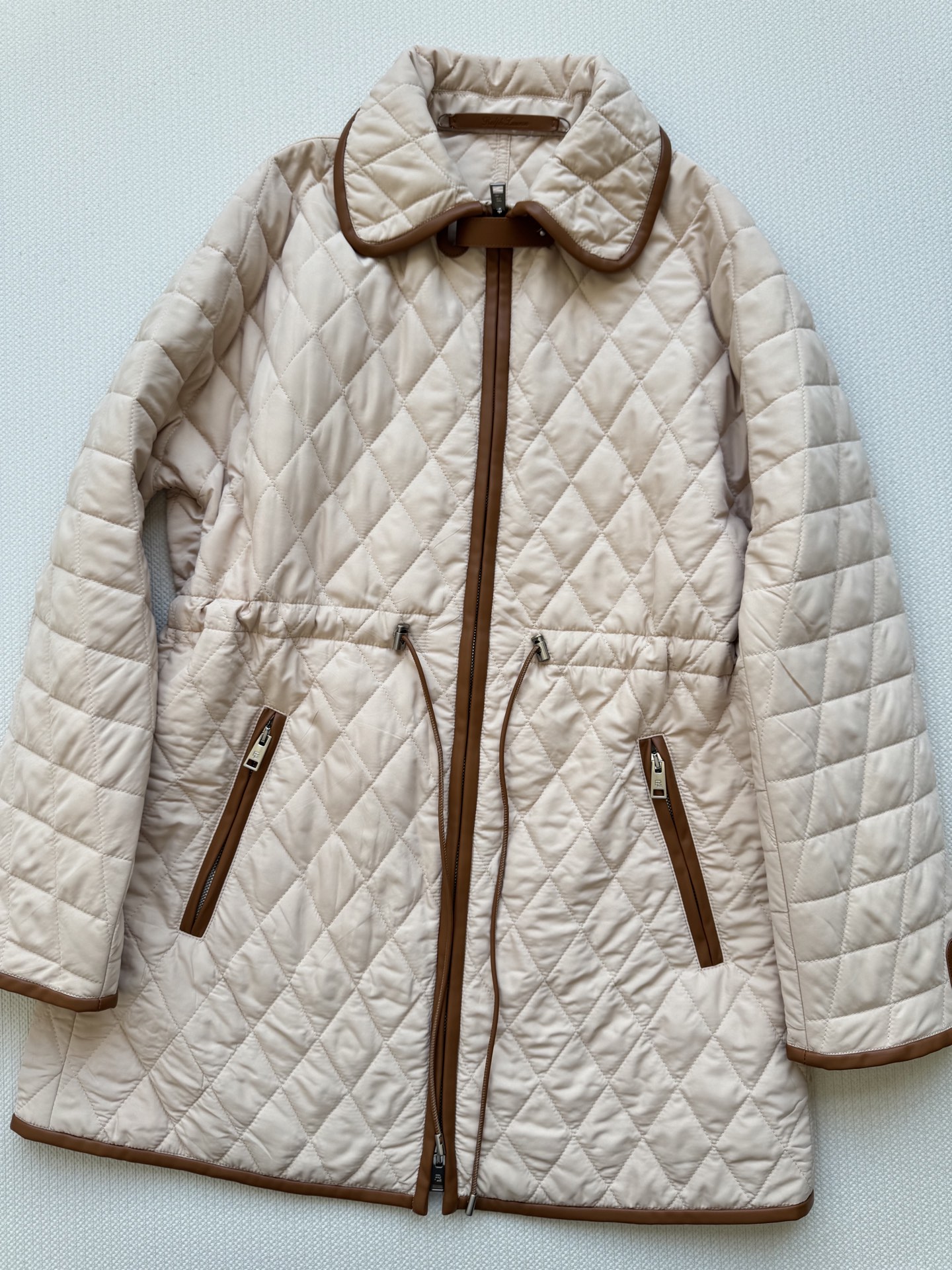 拉夫劳伦🆕新款，这款棉衣太懂秋冬了😘美拉德色系配色🤎收腰设计显瘦，不显臃肿的棉衣～ＳＭＬ.