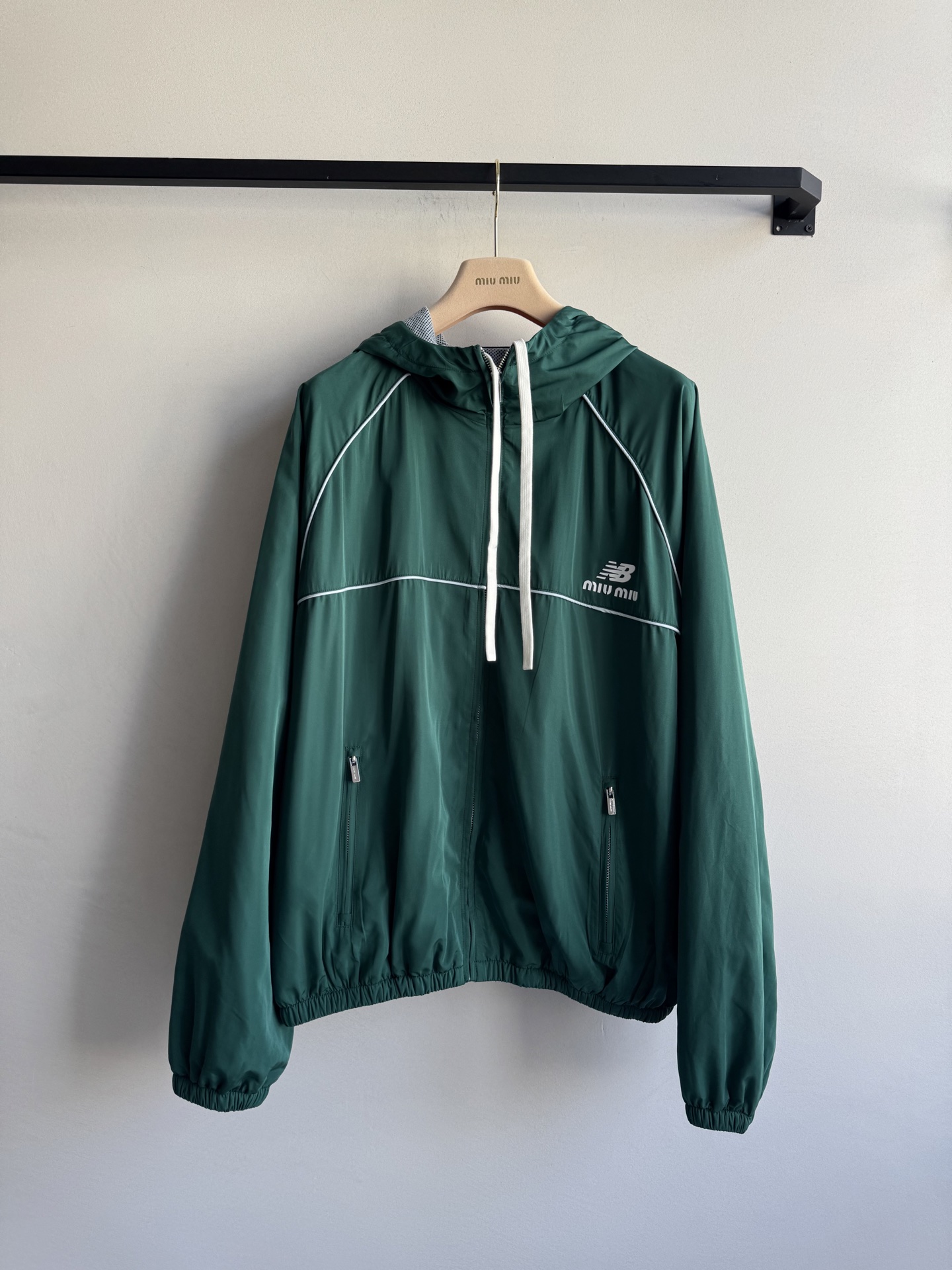 miumi*Newbalanc*🆕联名合作新款，休闲网球运动风格，融合创新技术打造，潮流搭配💚ＳＭＬ.