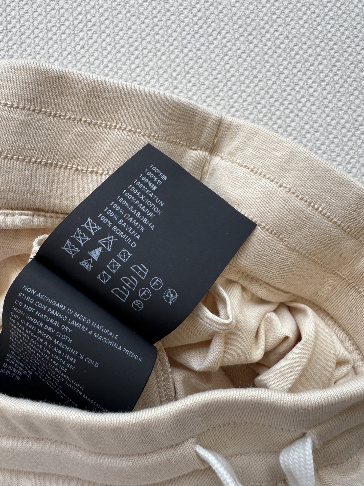 Miumi*🆕25Fw早秋新款 微标刺绣棉质百褶半裙原版开发！高版出品！棉质丝棉面料 饰有品牌标识刺绣徽