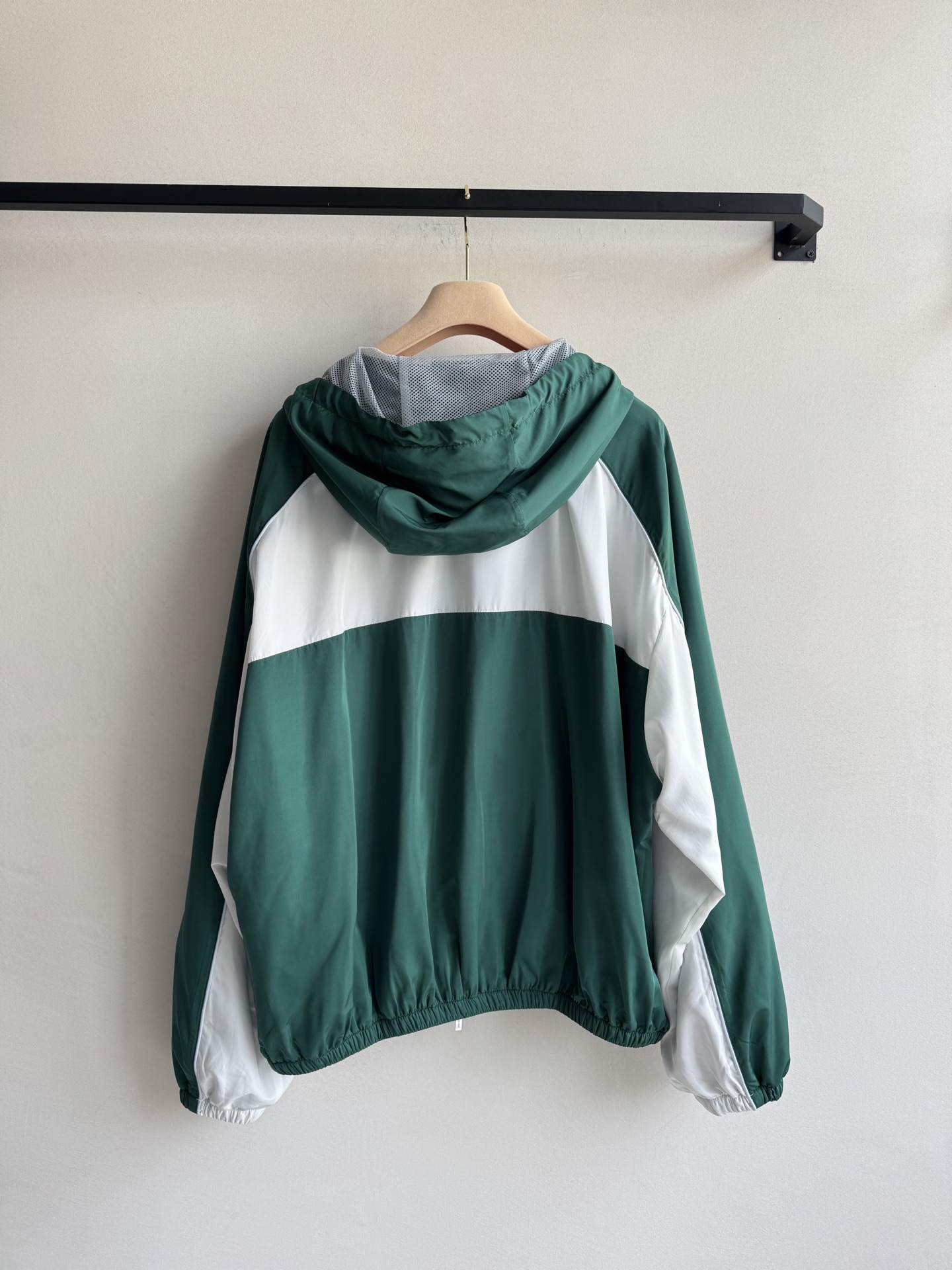 miumi*Newbalanc*🆕联名合作新款，休闲网球运动风格，融合创新技术打造，潮流搭配💚ＳＭＬ.