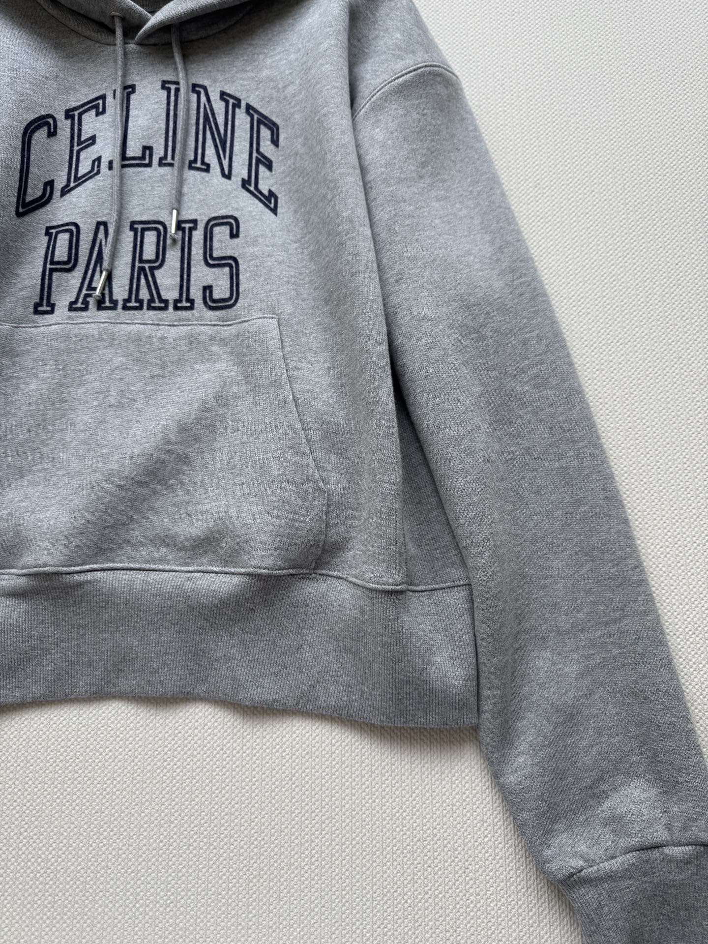 Celin*🆕新款休闲帽衫卫衣，ＳＭＬ.