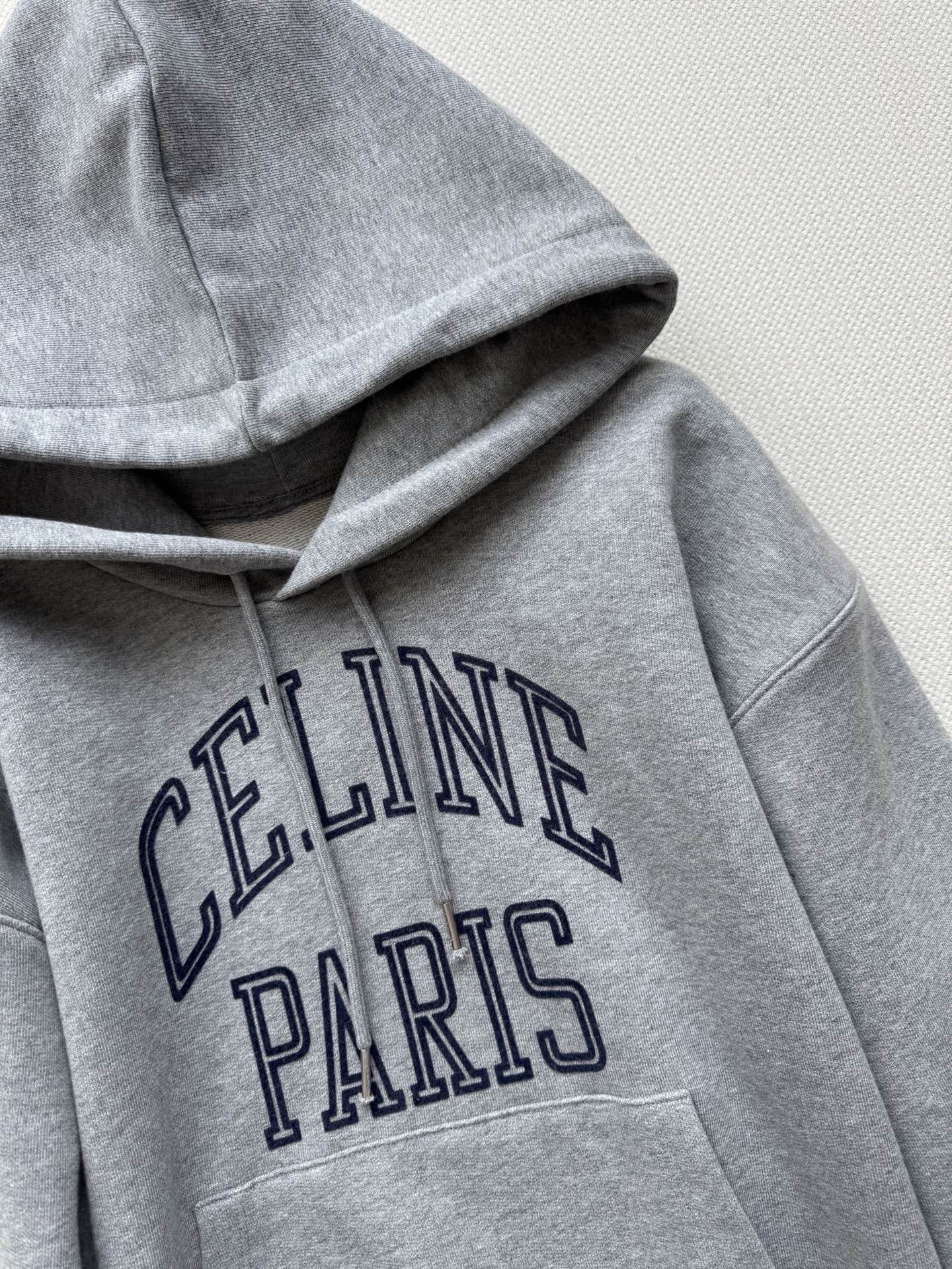 Celin*🆕新款休闲帽衫卫衣，ＳＭＬ.