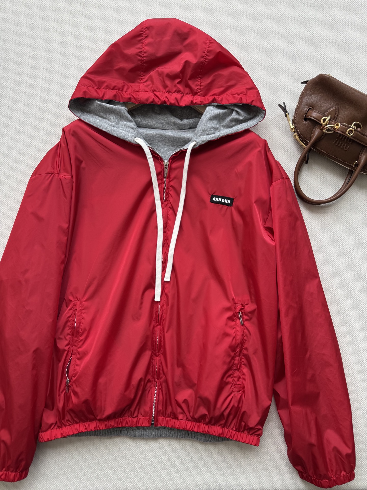 Miumi* 🆕25Fw早秋新款 双面可穿连帽卫衣外套。原版开发！高版出品！100%棉柔软舒适版型偏大，