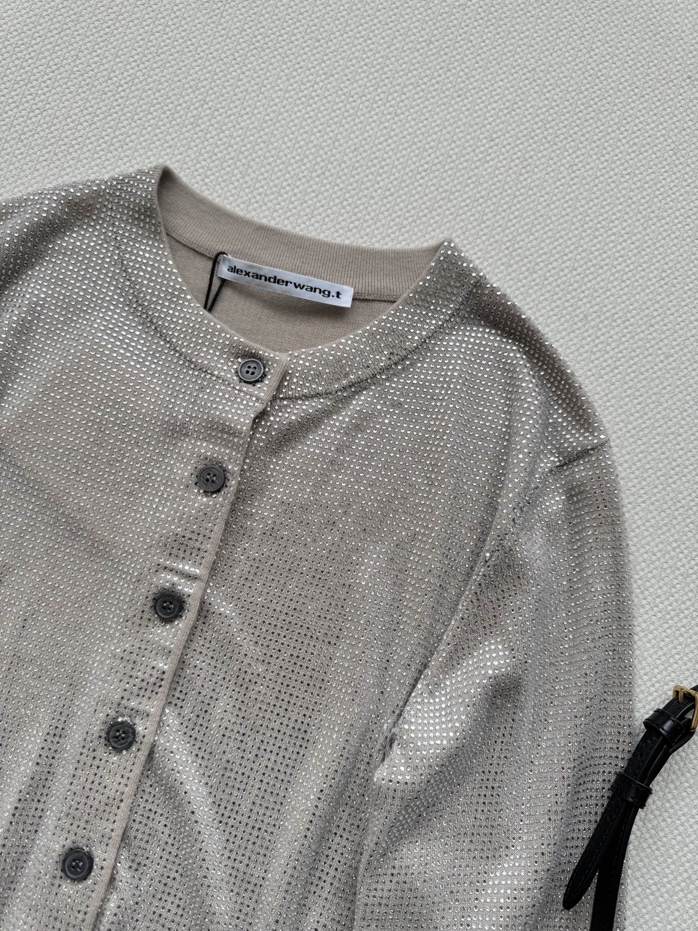 AlexanderWan*🆕新款，钻钻小开衫✨超显瘦的小版型设计ＳＭＬ.