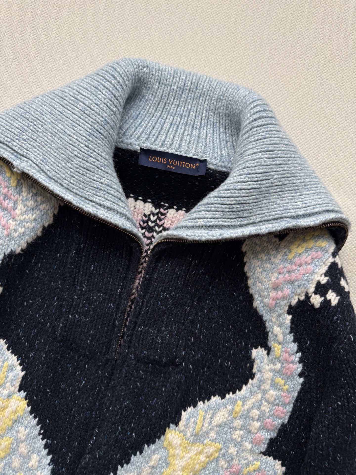 Louisvuitto*🆕联名Nigo系列Monogram花㚏提花重工拉链外套！重工定位立体撞色嵌花工艺