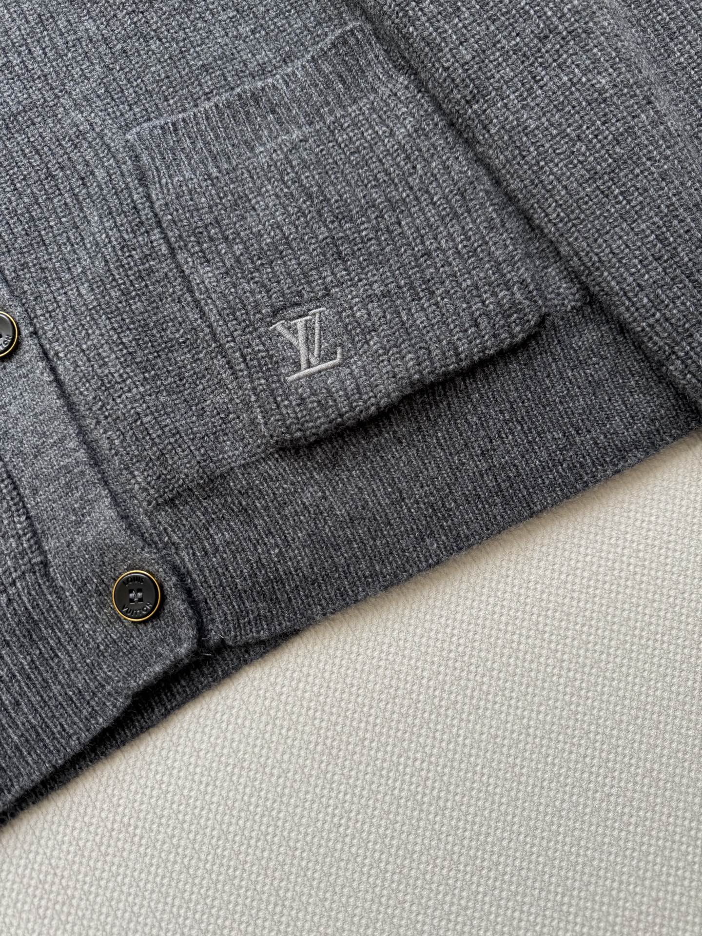 Louis Vuitton Embroidered Wool Cardigan - New 2025 Collection 6 i1759471473305 1978 0 4
