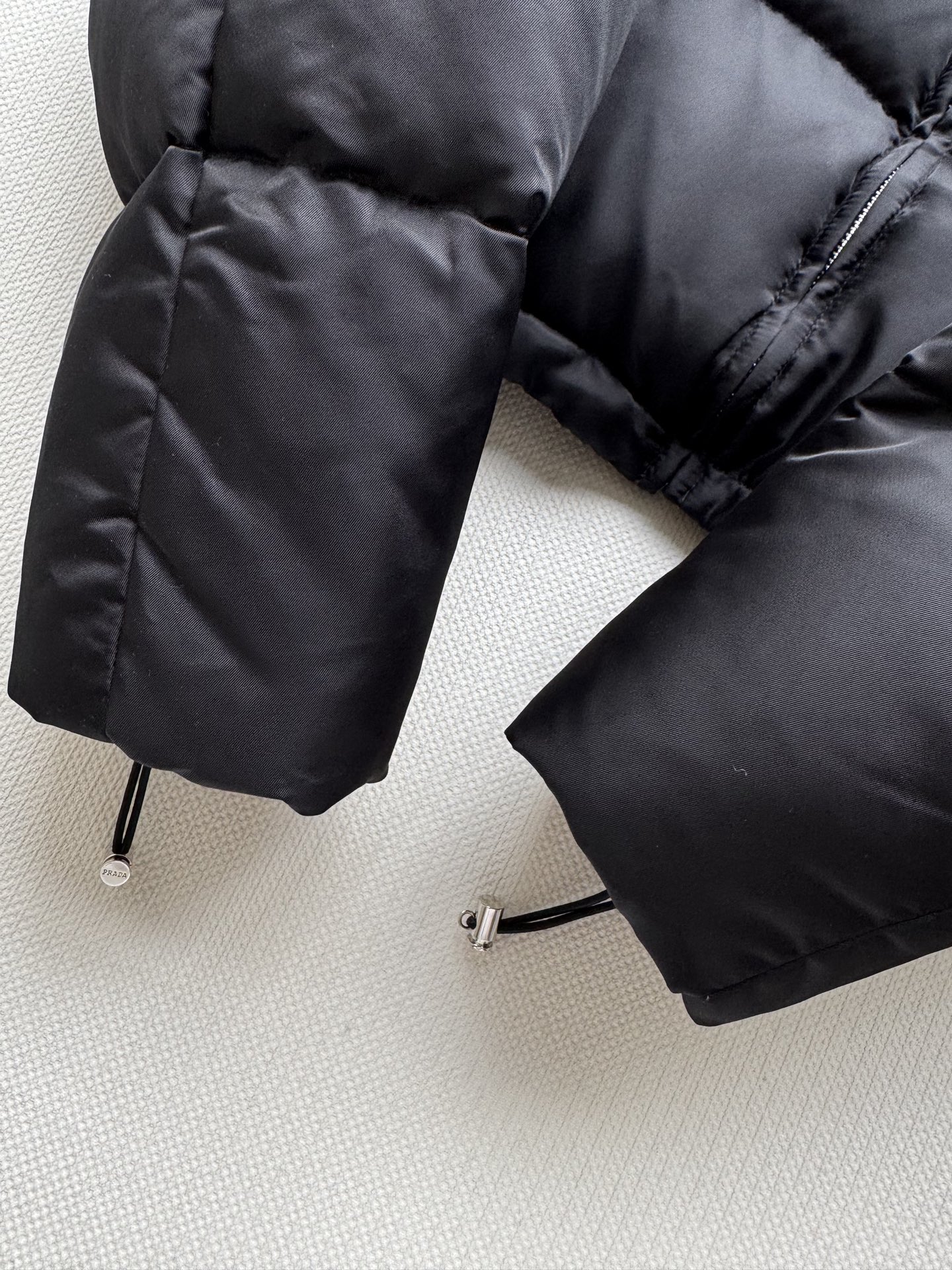Prad*🆕25FW秋冬新款 立领拉链羽绒服外套丨⚠独家yb开发！高版出品！原版定制科技面料质感超赞 青