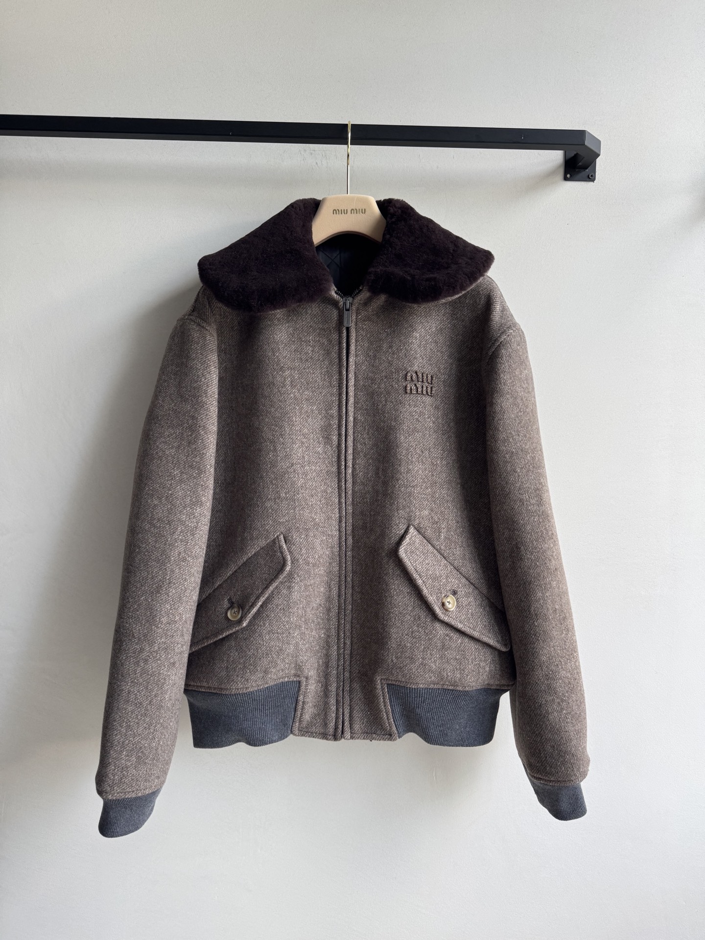 Elegant Wool Blend Coat with Leather Collar & Embroidered Logo - Warm & Stylish 2 i1759817781209 8004 0 0