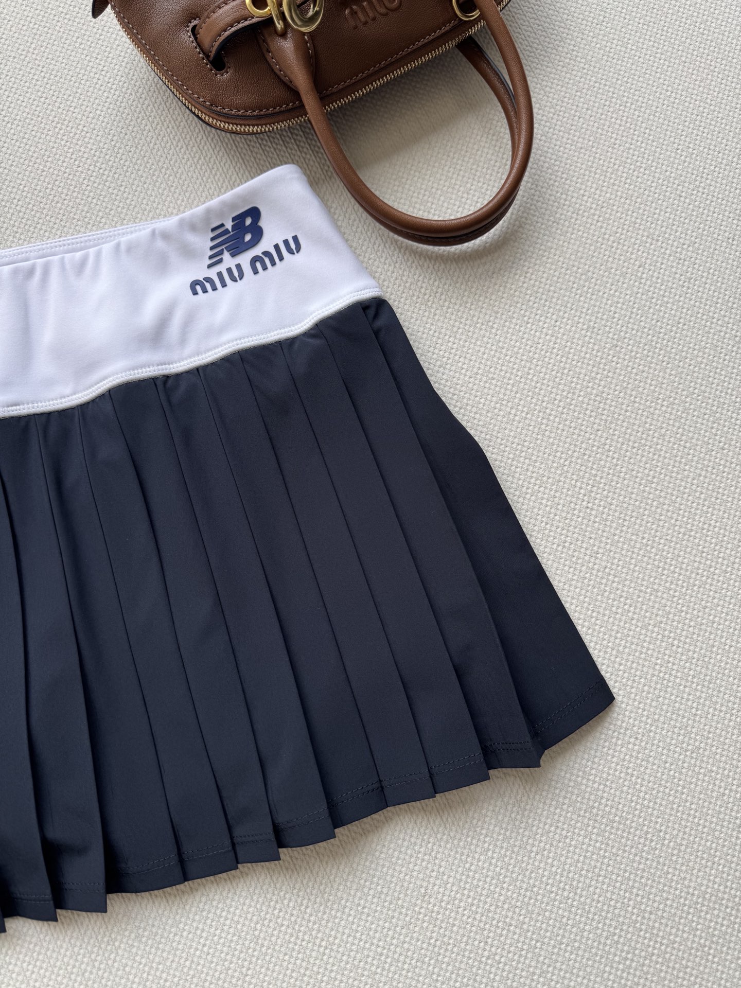 MiuMi*x New Balanc 联名🎾网球系列半裙 原版开发 高版本出品| 简约又有活力计。高性能