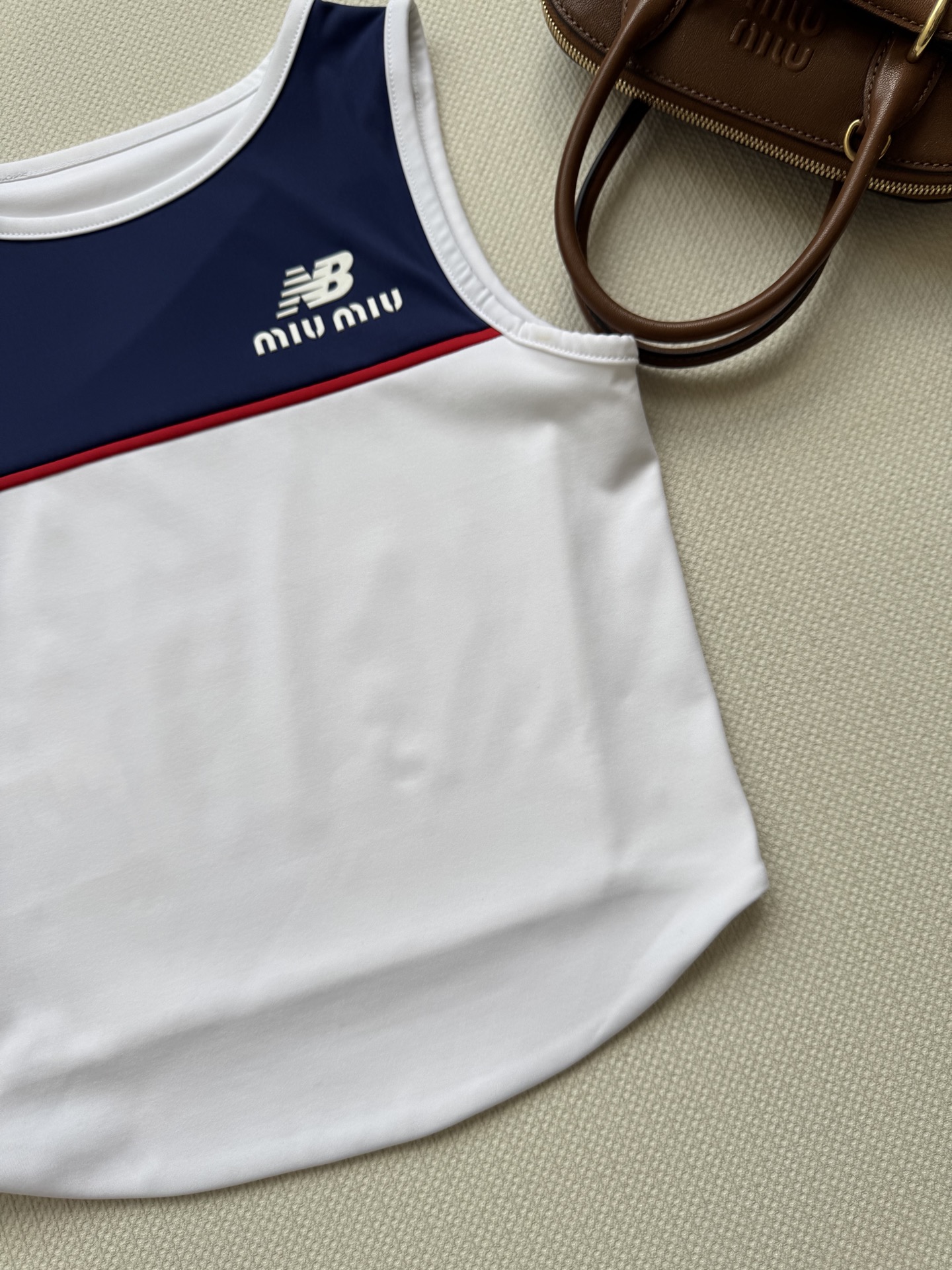 MiuMi*🆕x New Balanc 联名🎾网球系列球服 原版开发 高版本出品|简约又有活力计。高性能