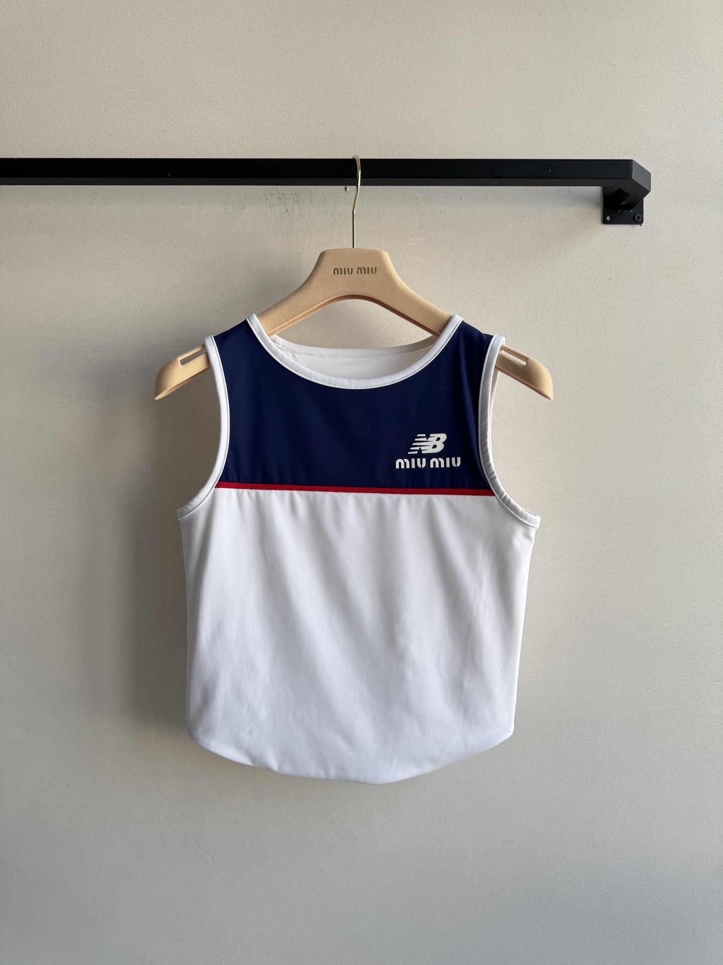 MiuMi*🆕x New Balanc 联名🎾网球系列球服 原版开发 高版本出品|简约又有活力计。高性能