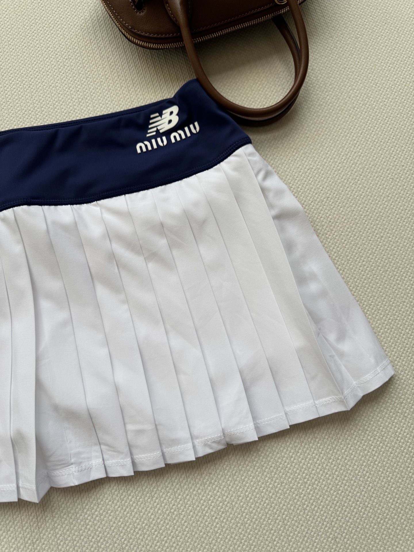 MiuMi*x New Balanc 联名🎾网球系列半裙 原版开发 高版本出品| 简约又有活力计。高性能