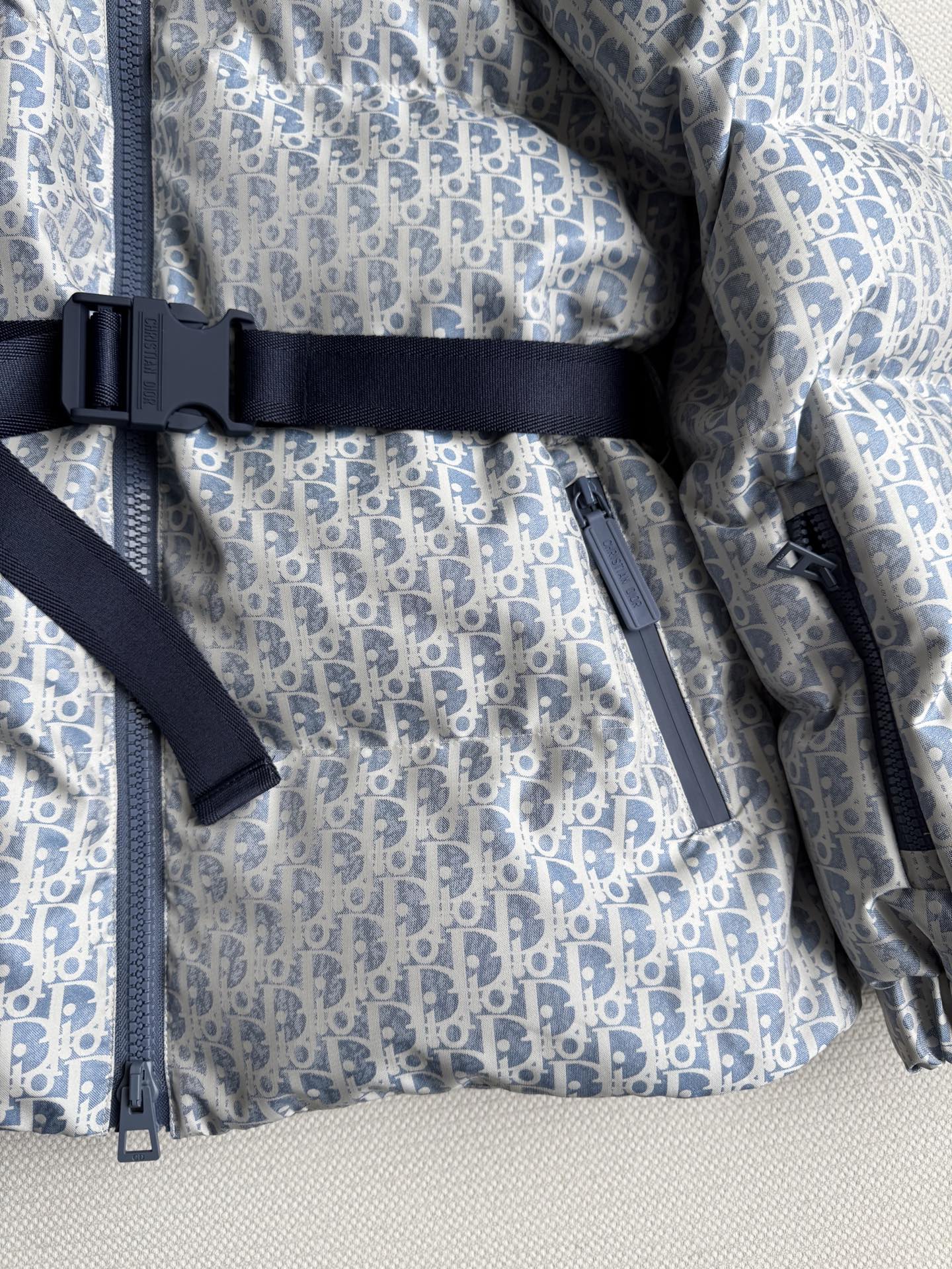 Dio*25秋冬新品！每年必爆的经典款 本季必入代购爆款！立体夹克羽绒棉面包服！原版定制高密度科技塔夫绸