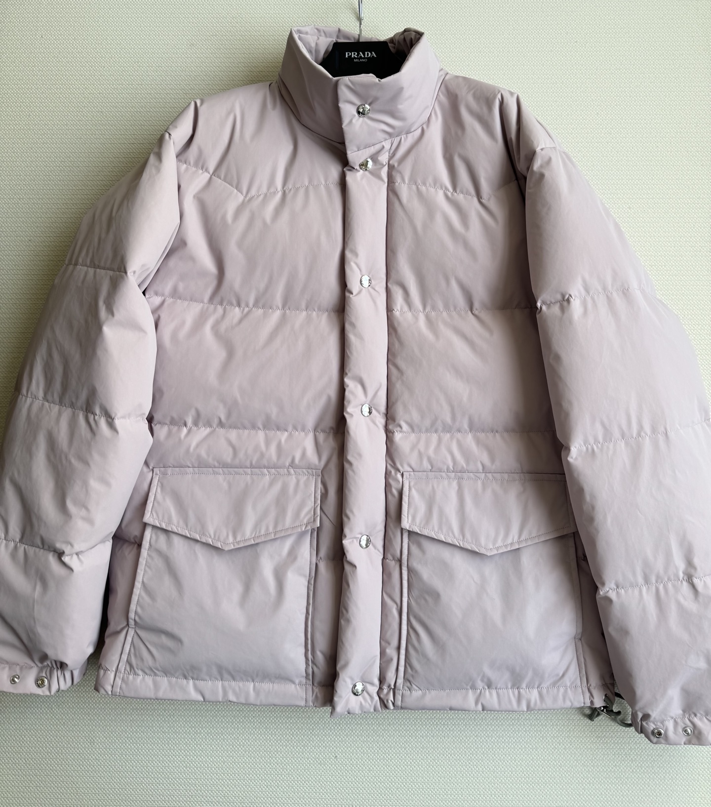 Prad* 25Fw秋冬新款 连帽羽绒服丨⚠独家yb开发！高版出品！采用品牌标志性的 Re-Nylon 