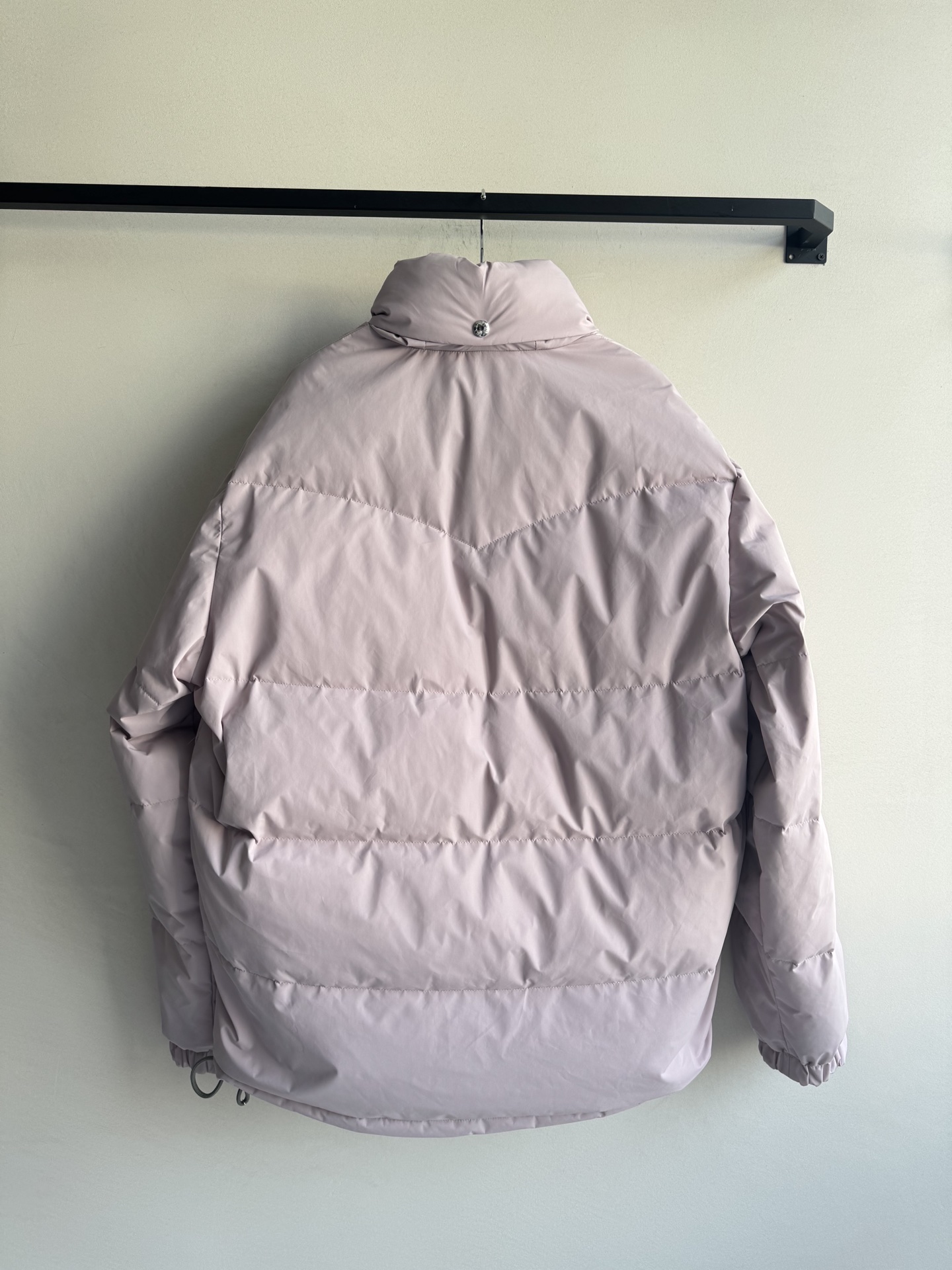 Prad* 25Fw秋冬新款 连帽羽绒服丨⚠独家yb开发！高版出品！采用品牌标志性的 Re-Nylon 