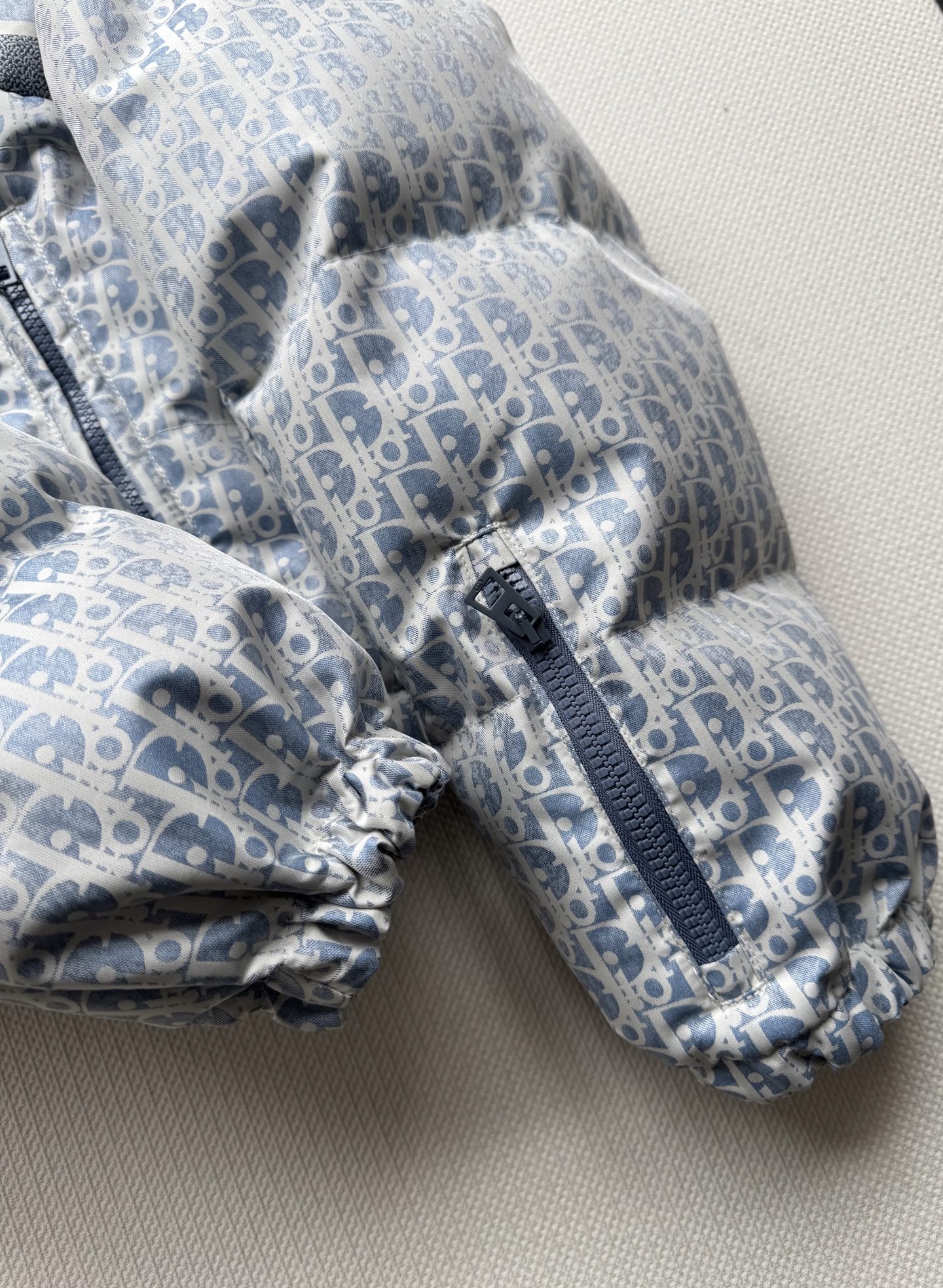 Dio*🆕25秋冬新品！每年必爆的经典款 本季必入代购爆款！立体夹克羽绒棉面包服！原版定制高密度科技塔夫